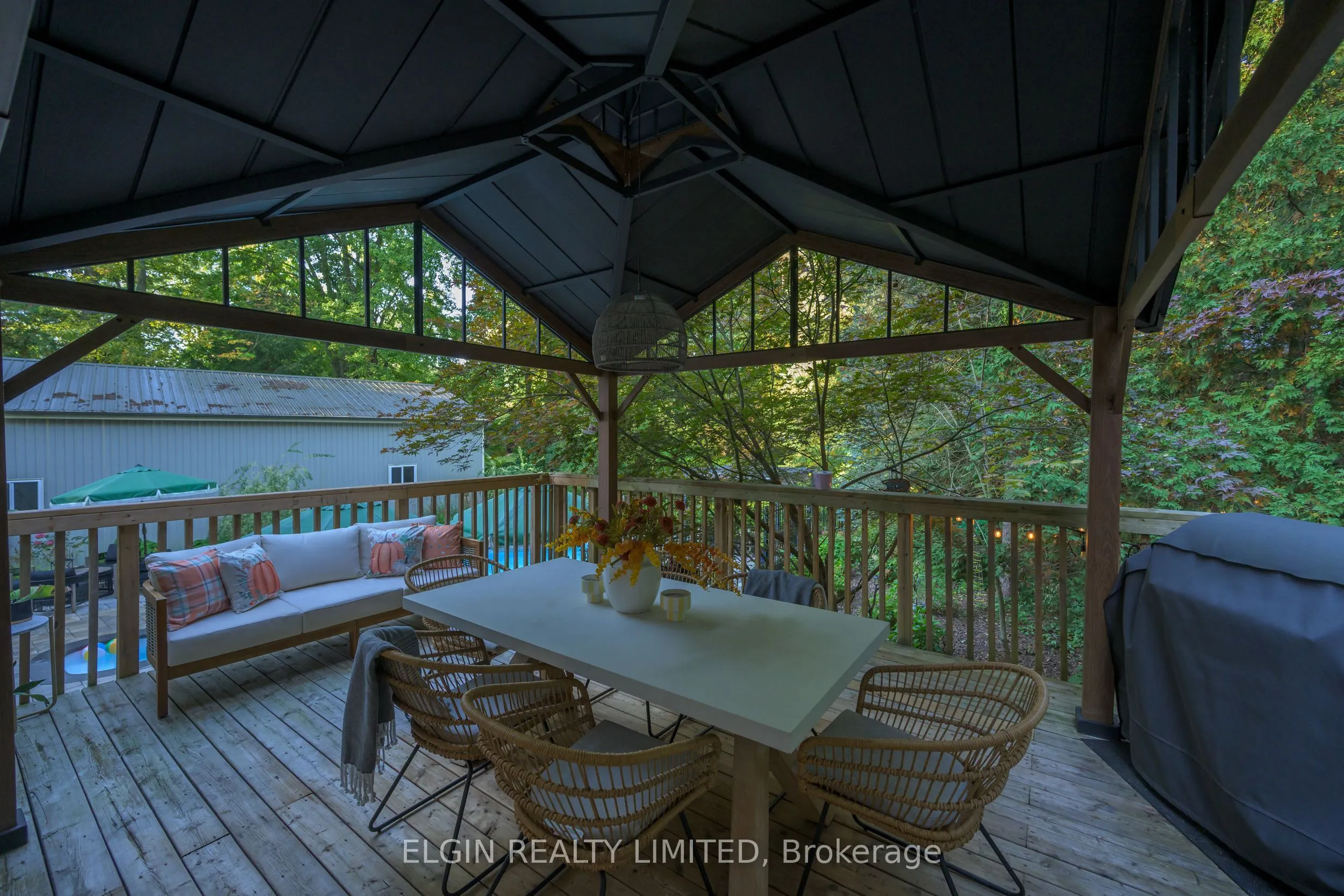 8031 ROGERS Road