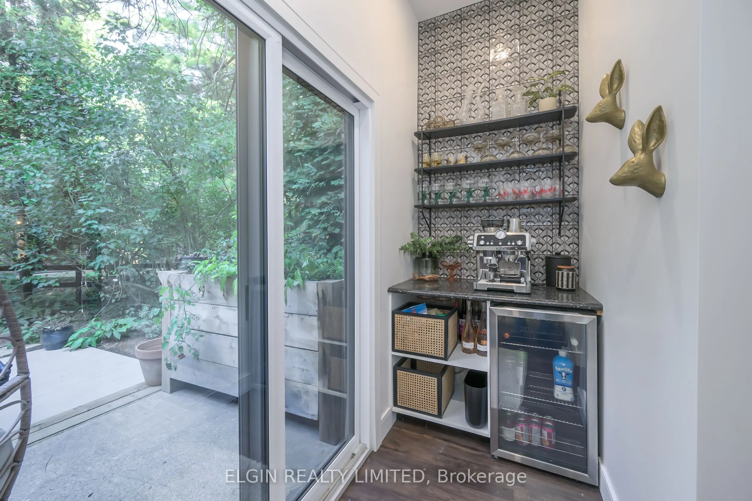 8031 ROGERS Road