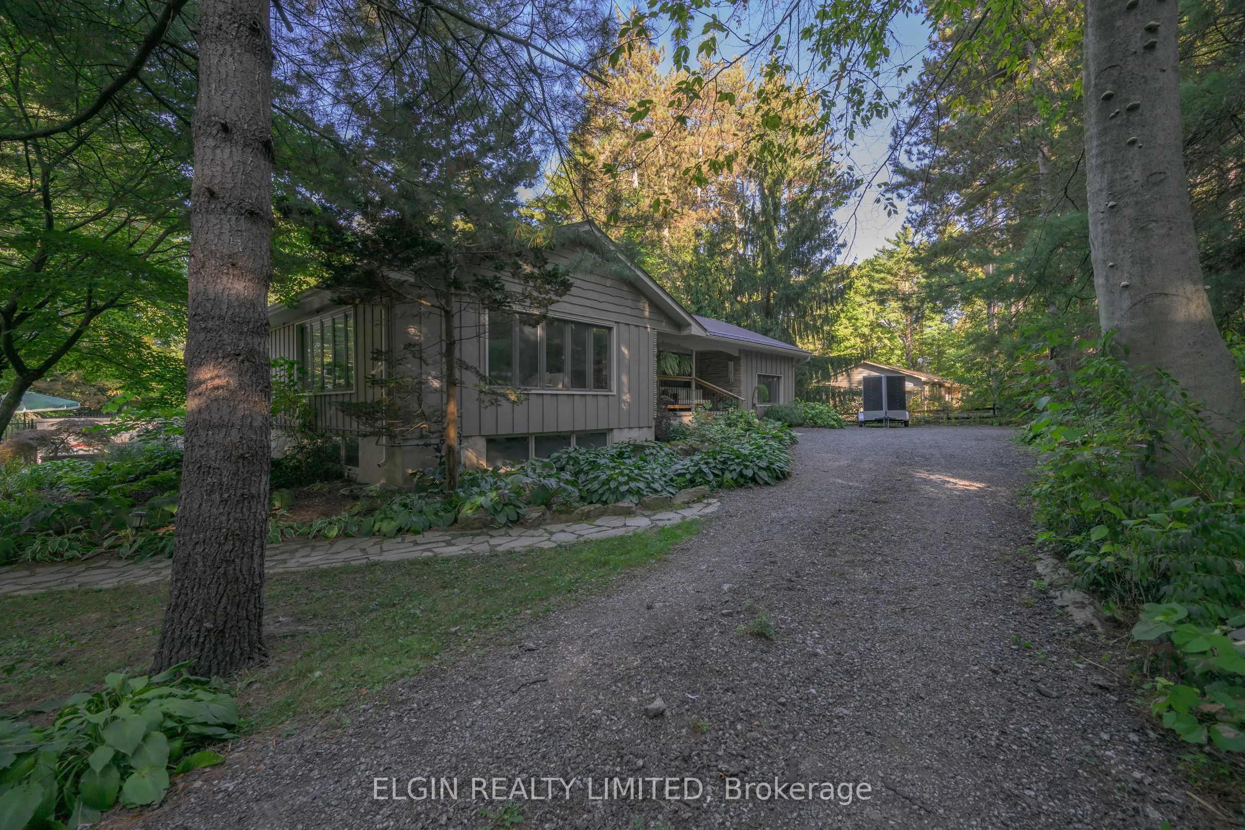 8031 ROGERS Road