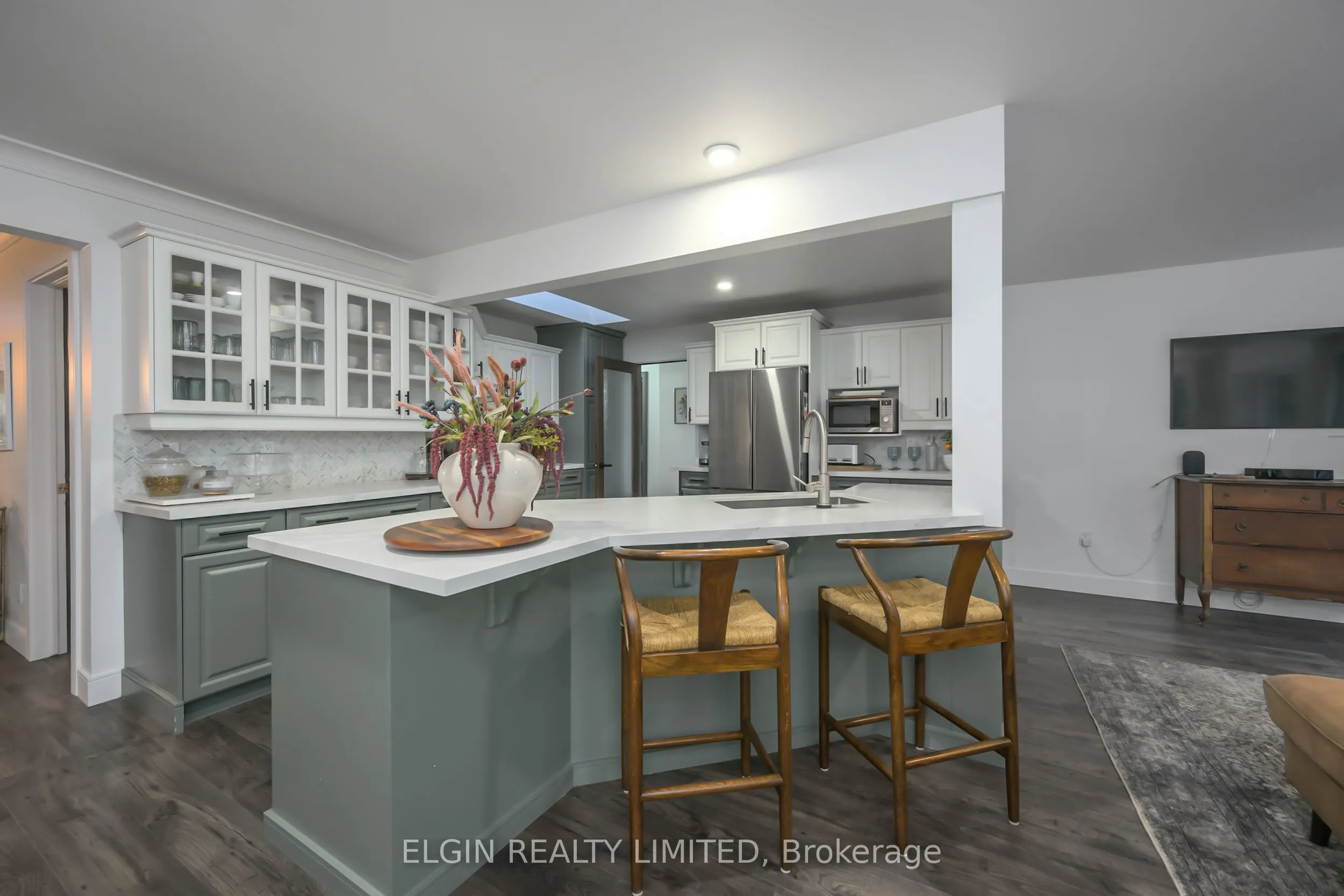 8031 ROGERS Road