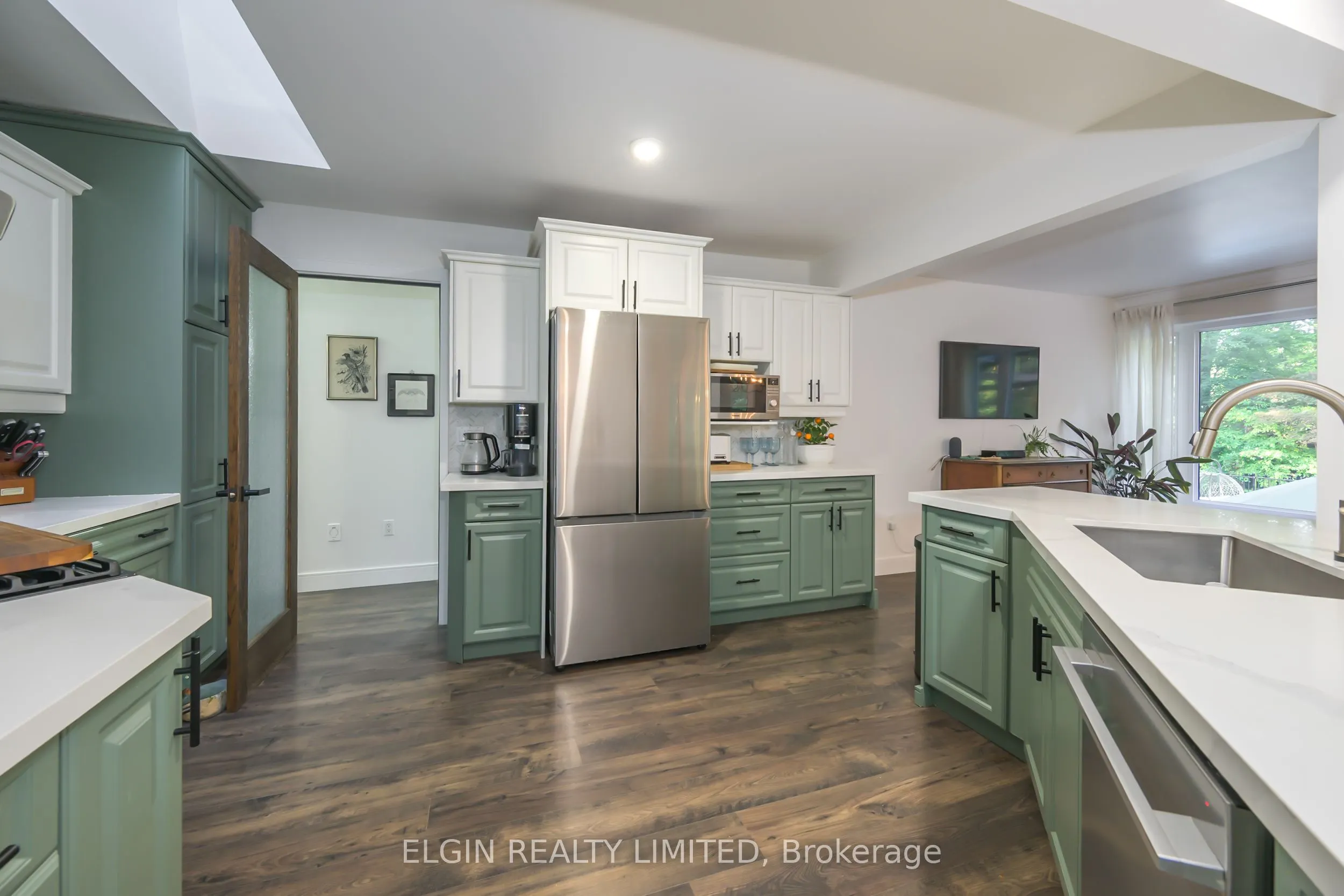 8031 ROGERS Road