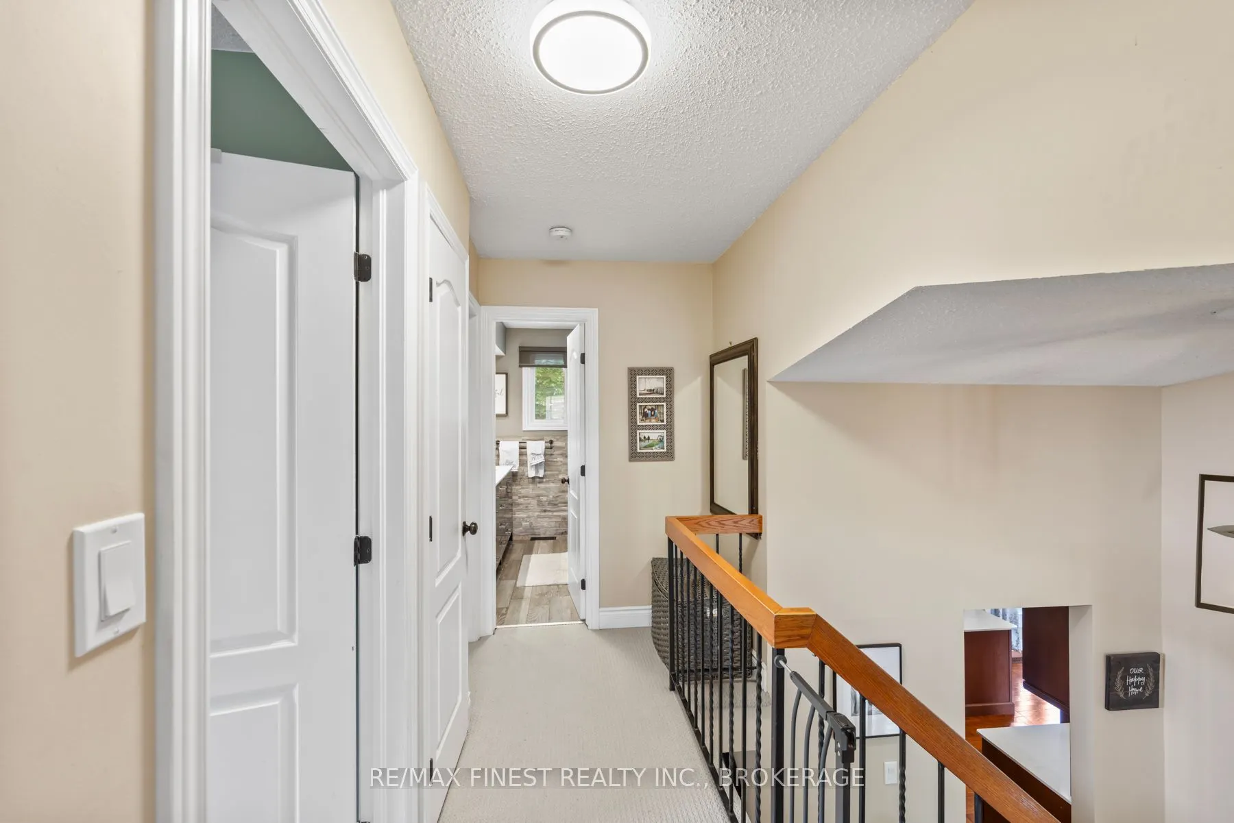 1059 Pembridge Crescent