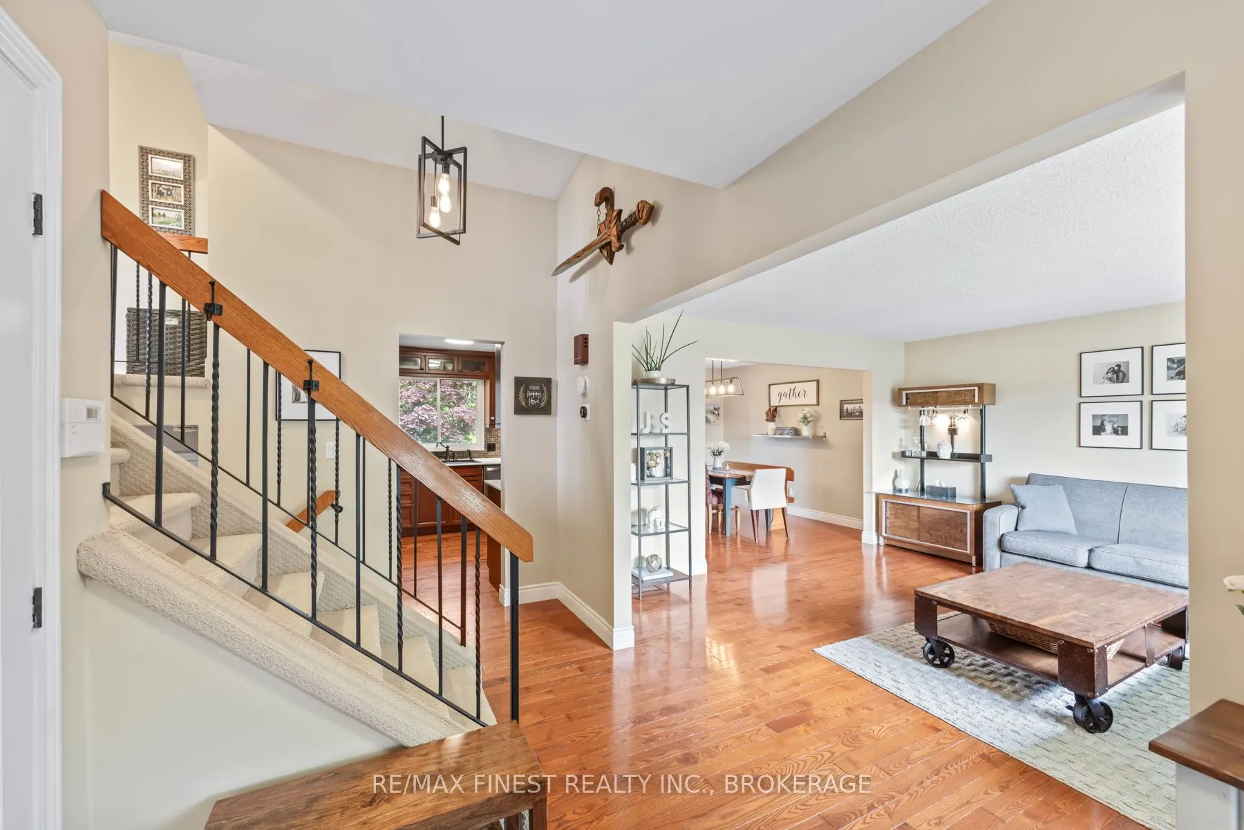 1059 Pembridge Crescent