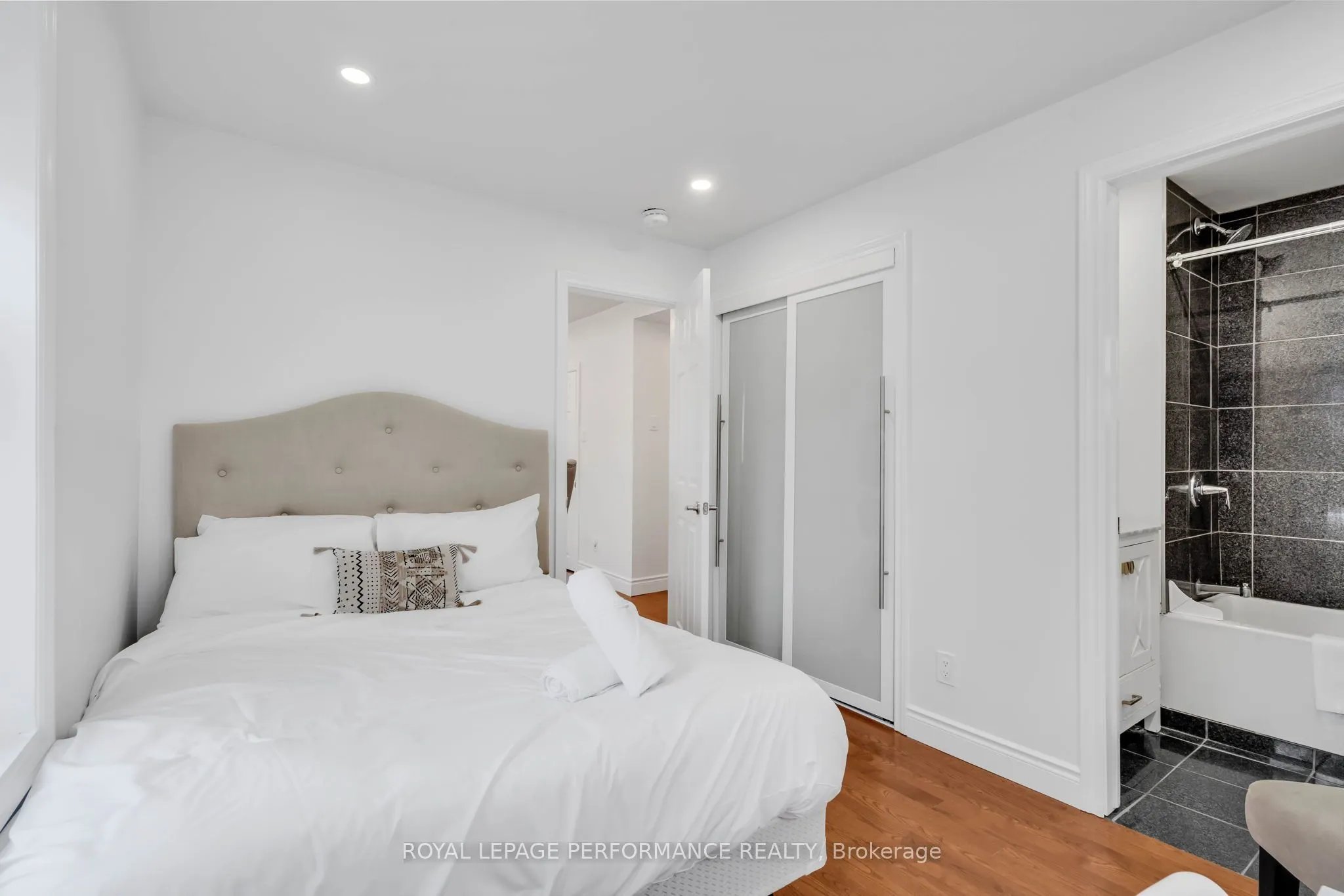123 PAMILLA Street, #4