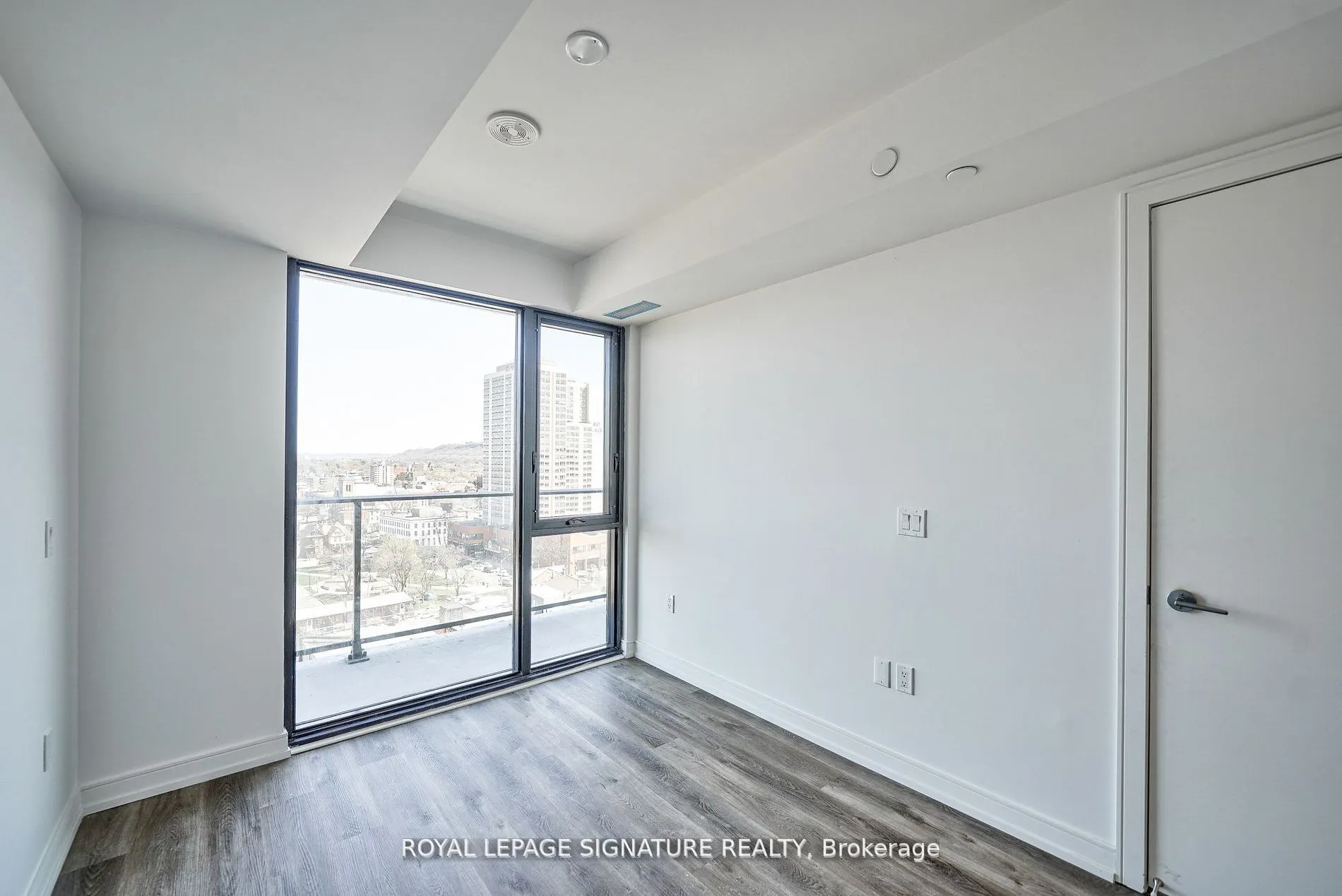1 Jarvis Street, #1421