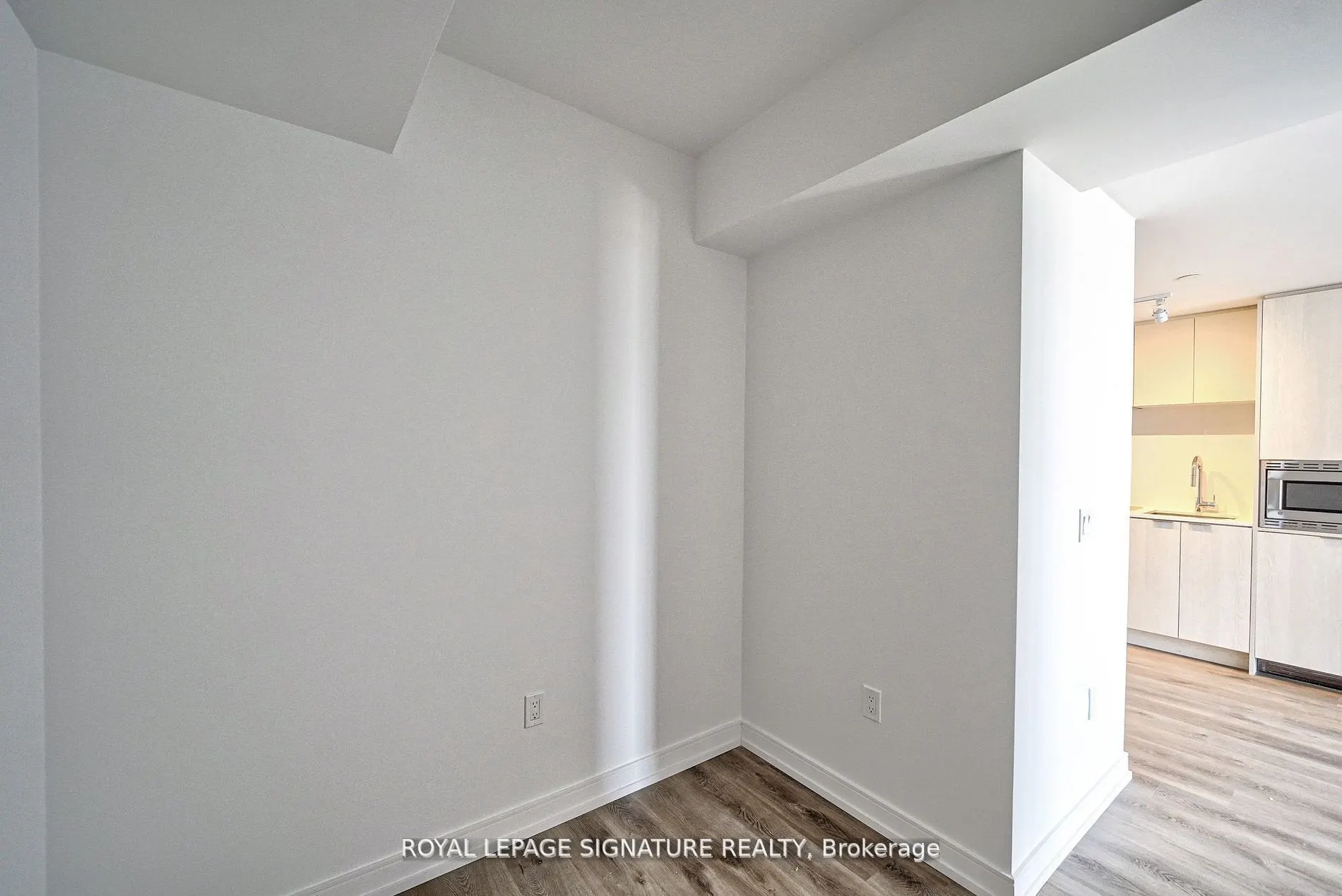 1 Jarvis Street, #1421