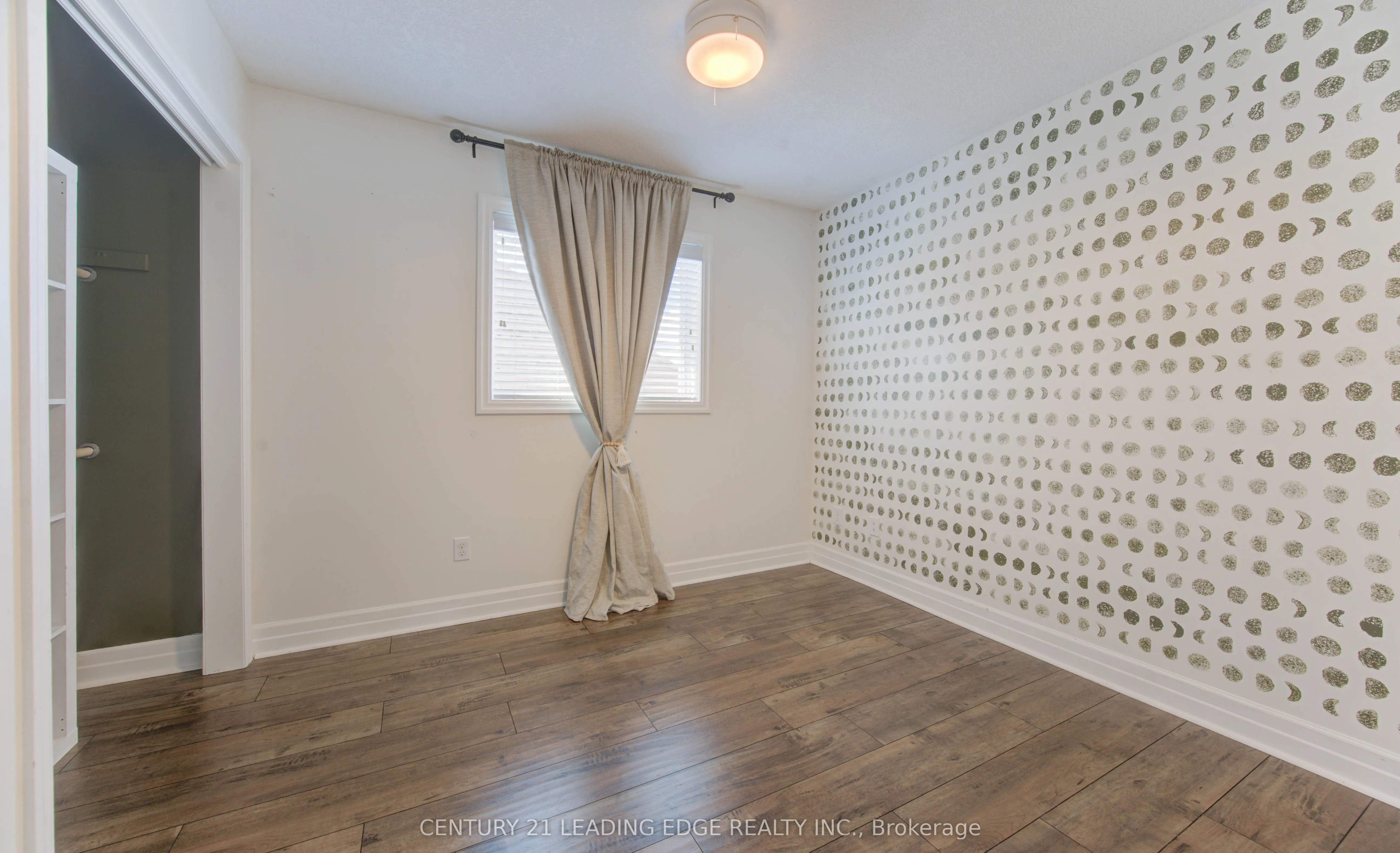 277 Watervale Crescent