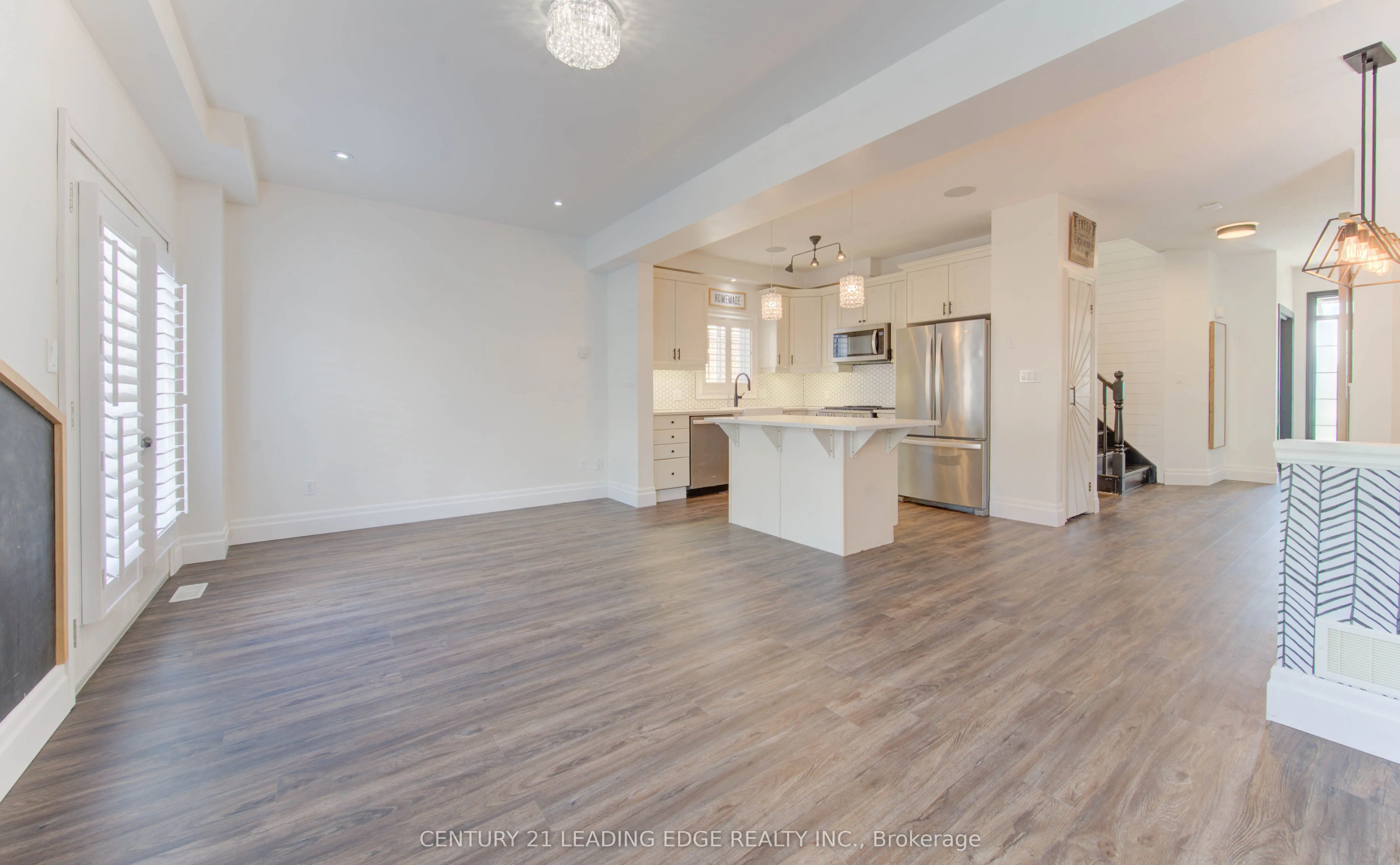 277 Watervale Crescent