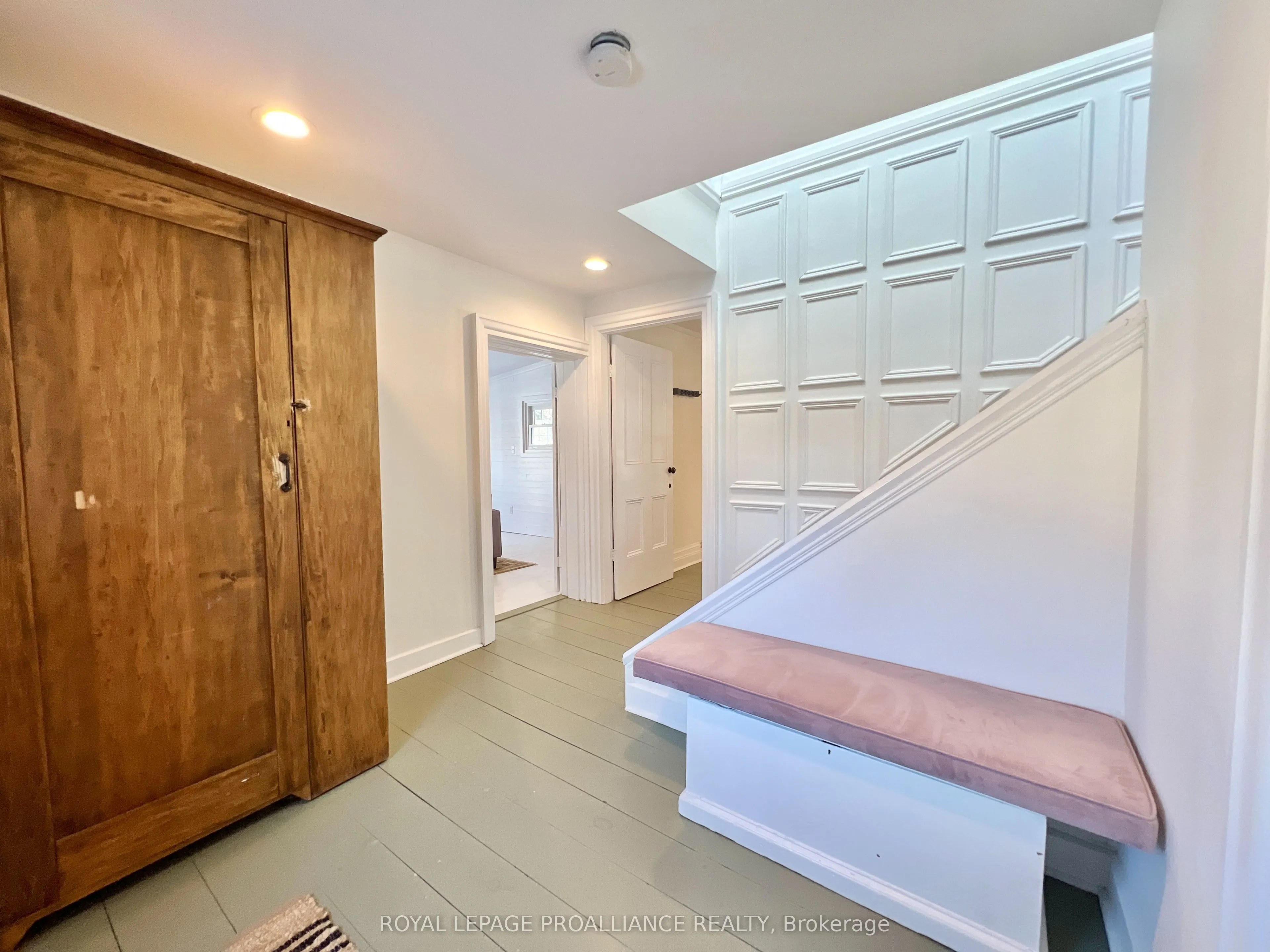 374 Bloomfield Main Street