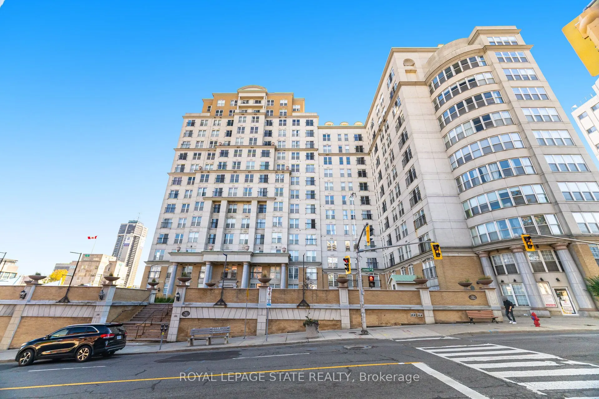 135 James Street S, #1605