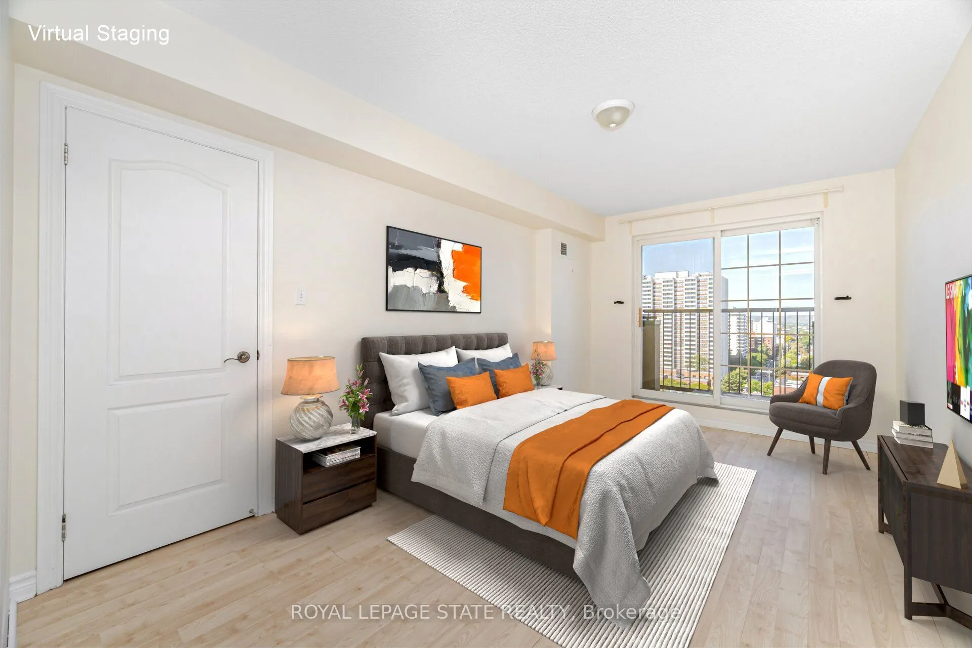 135 James Street S, #1605