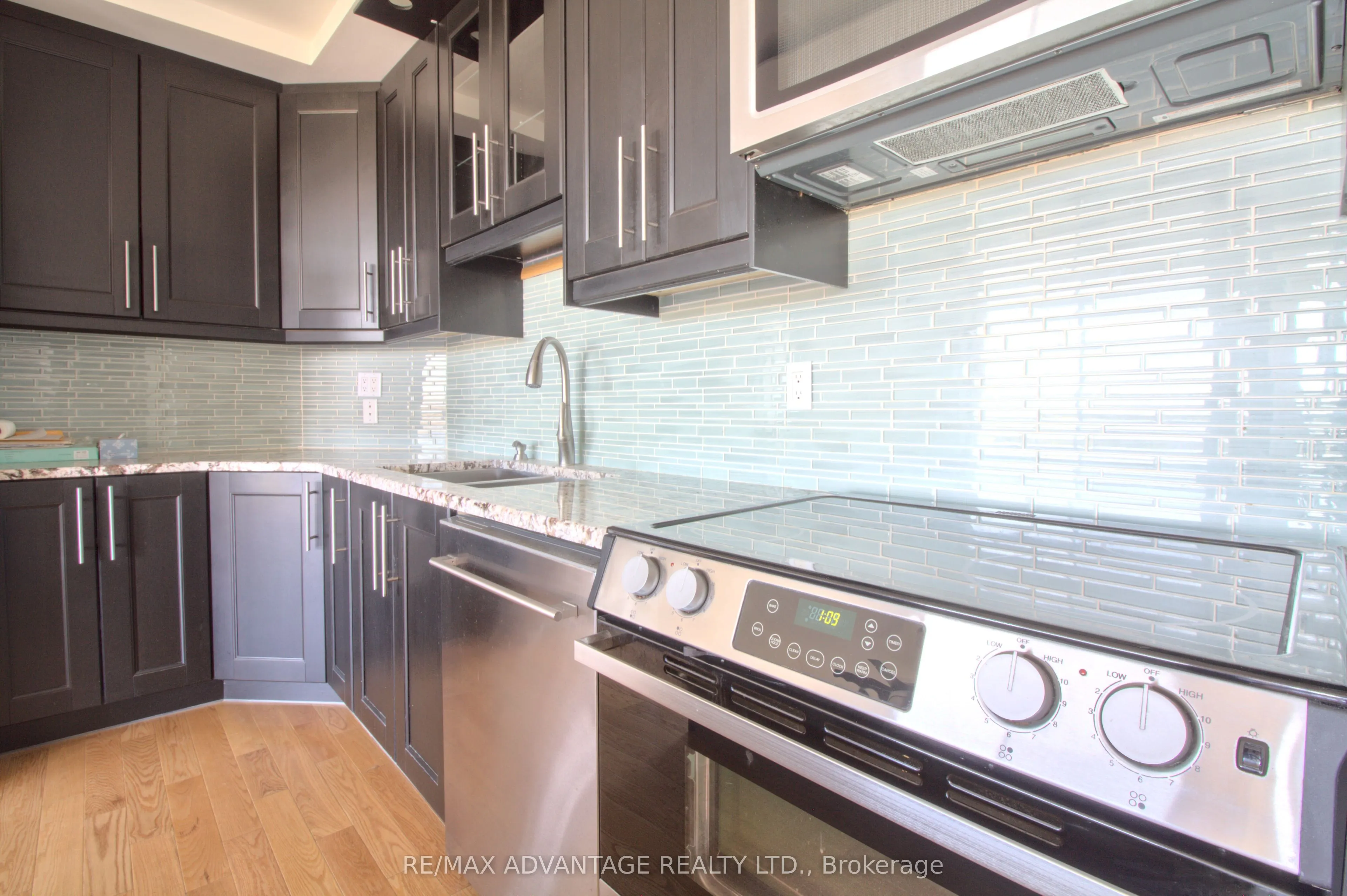 600 Talbot Street, #1004