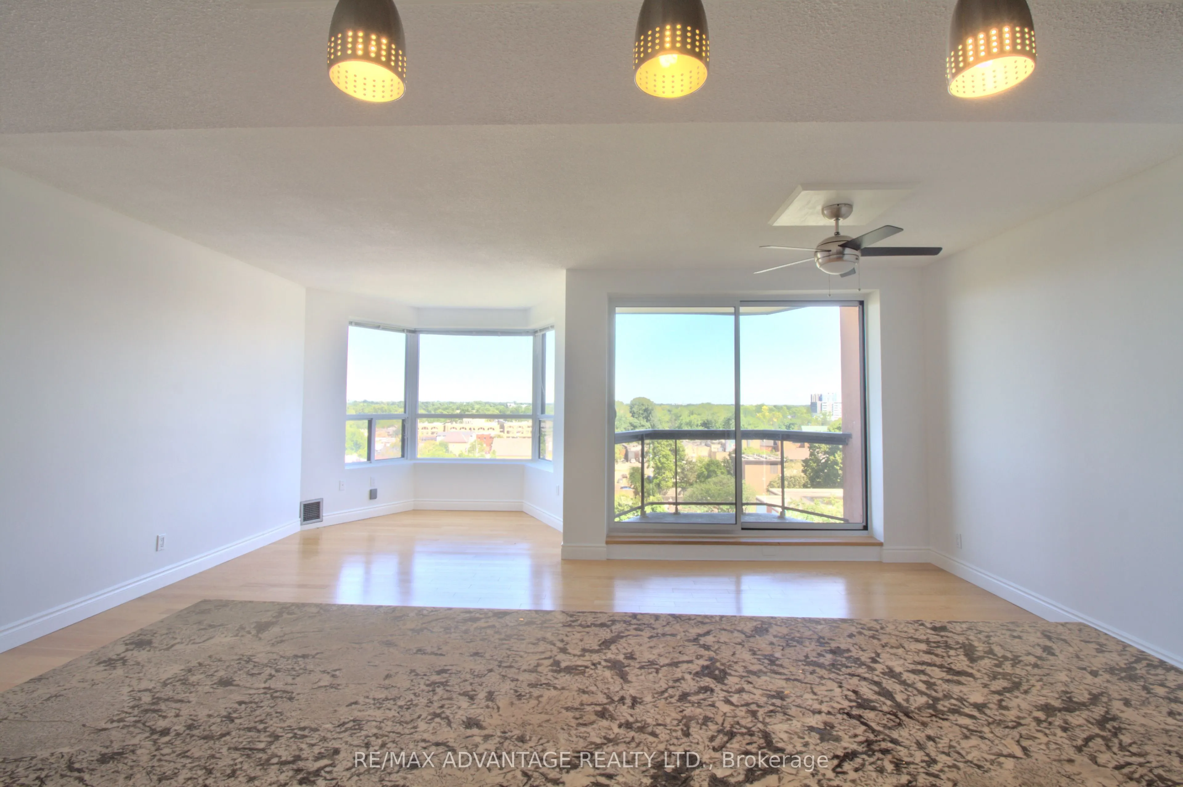 600 Talbot Street, #1004