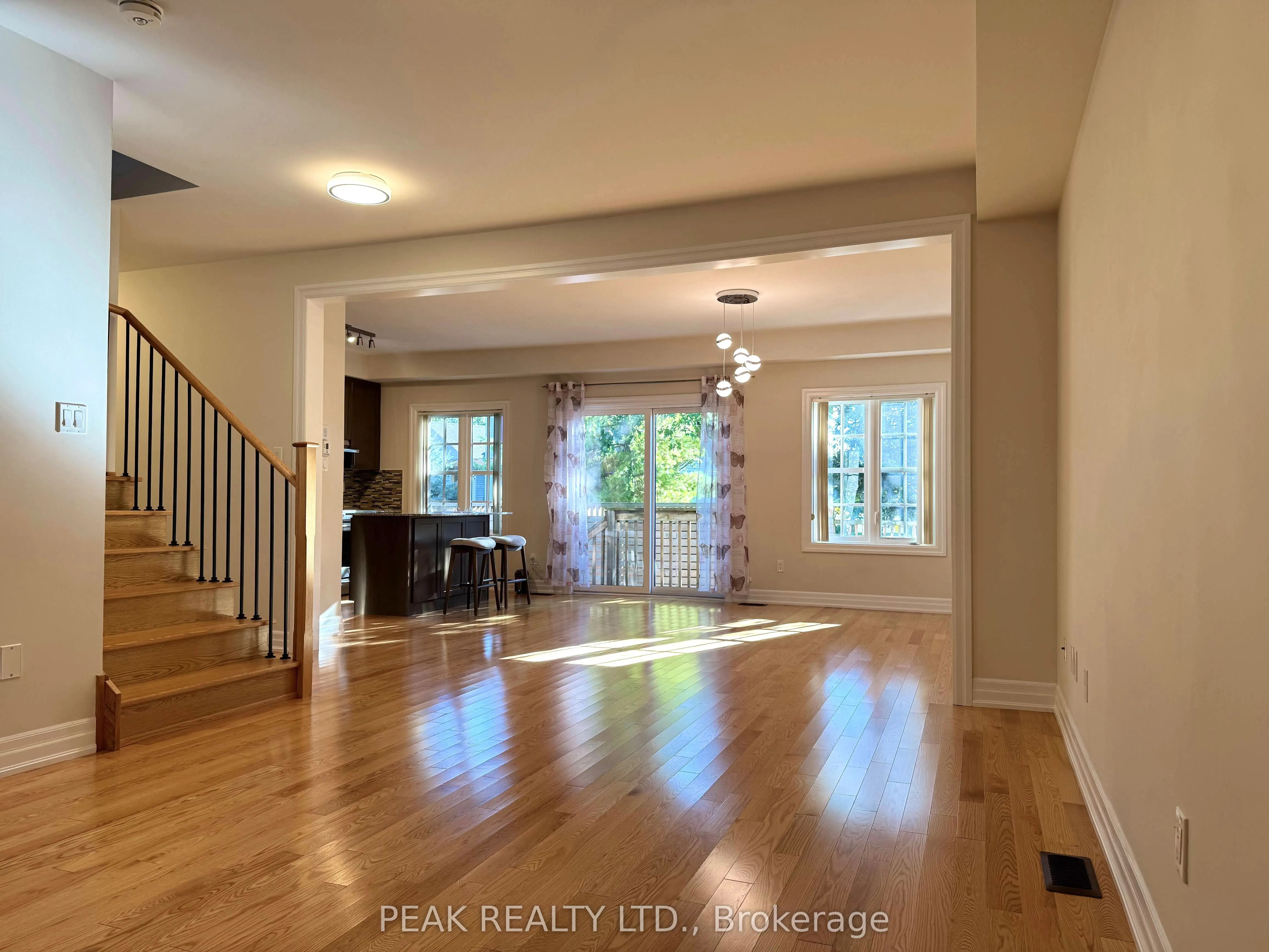 44 Windsor Circle