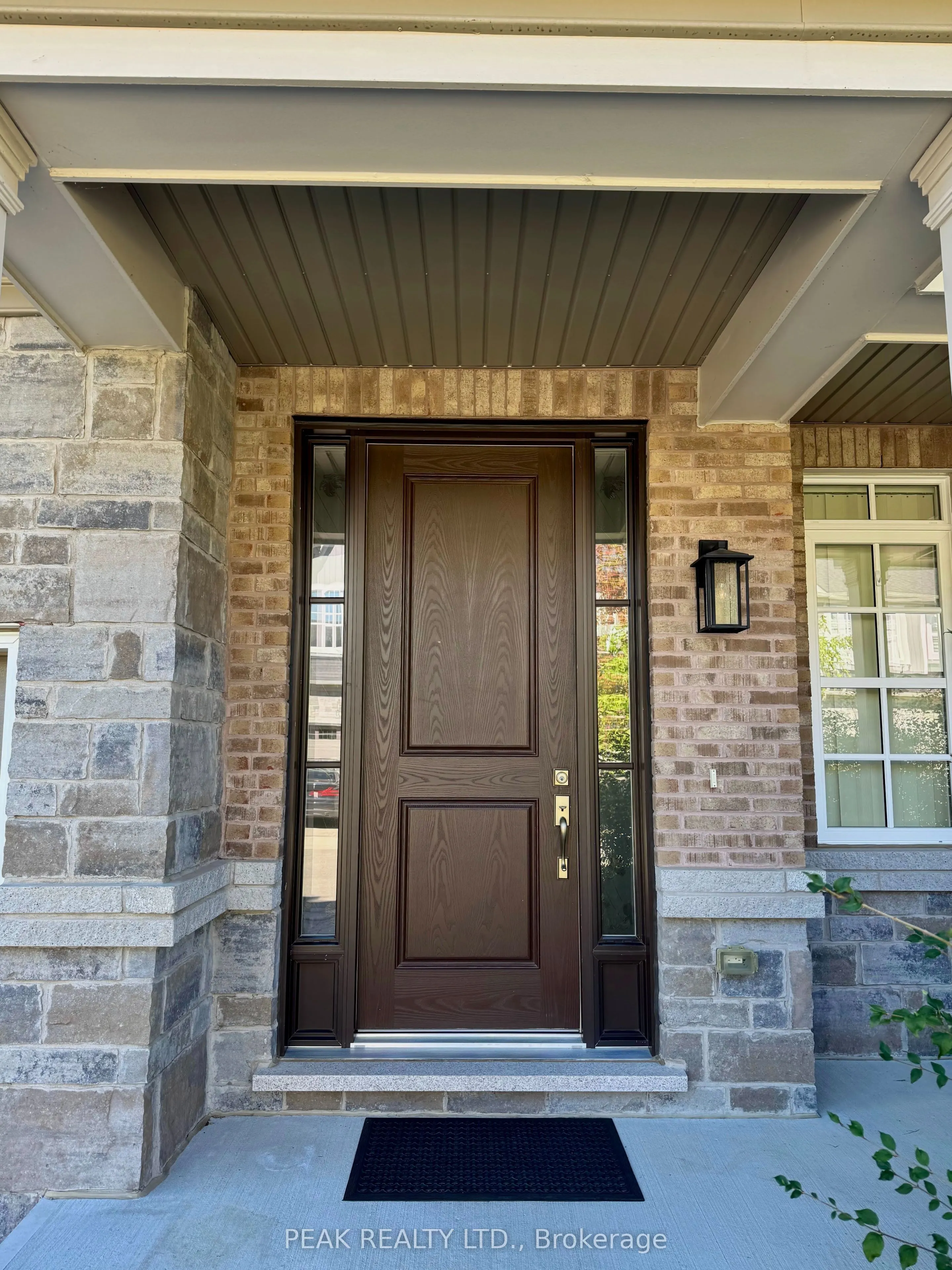 44 Windsor Circle