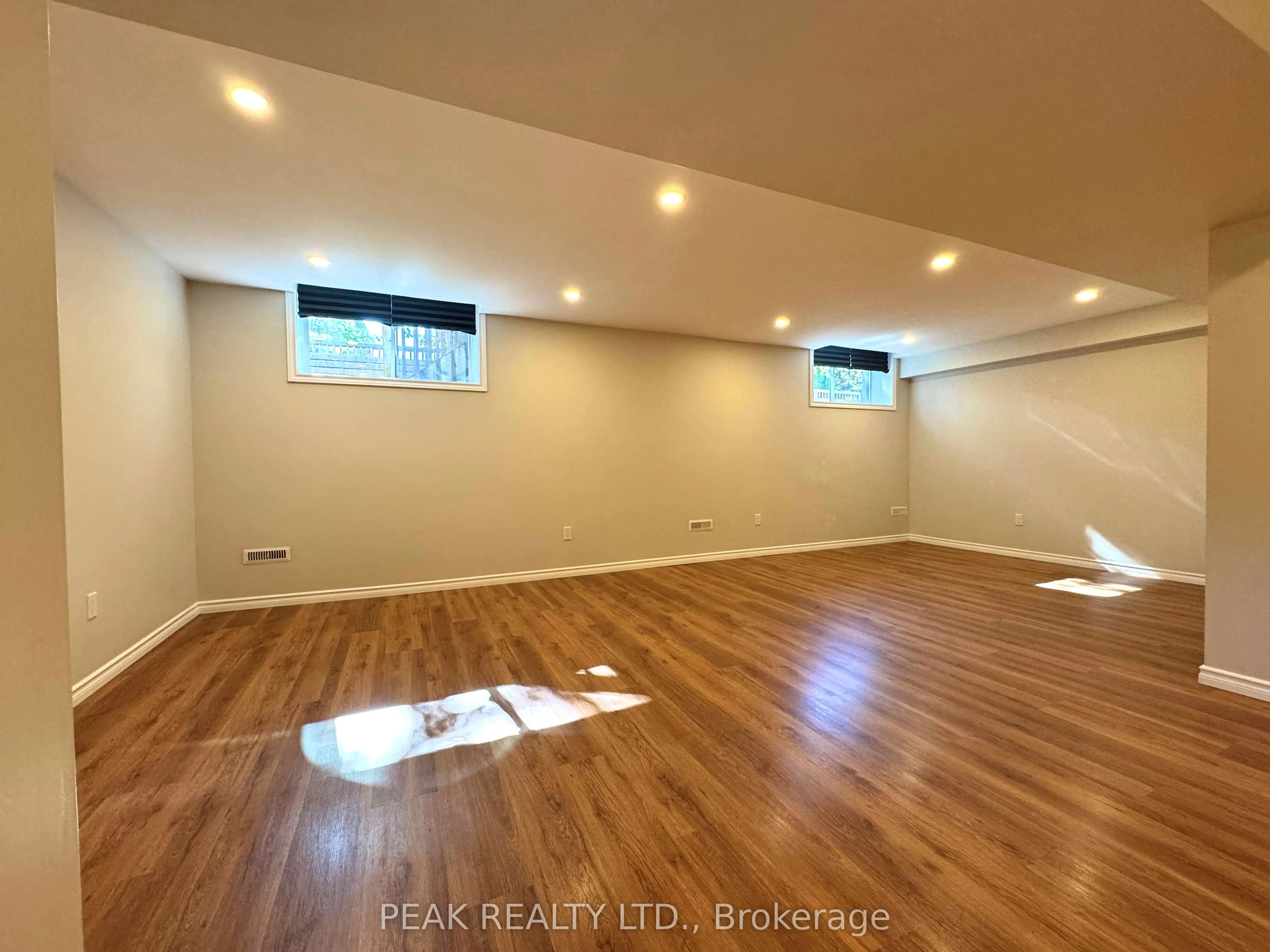 44 Windsor Circle