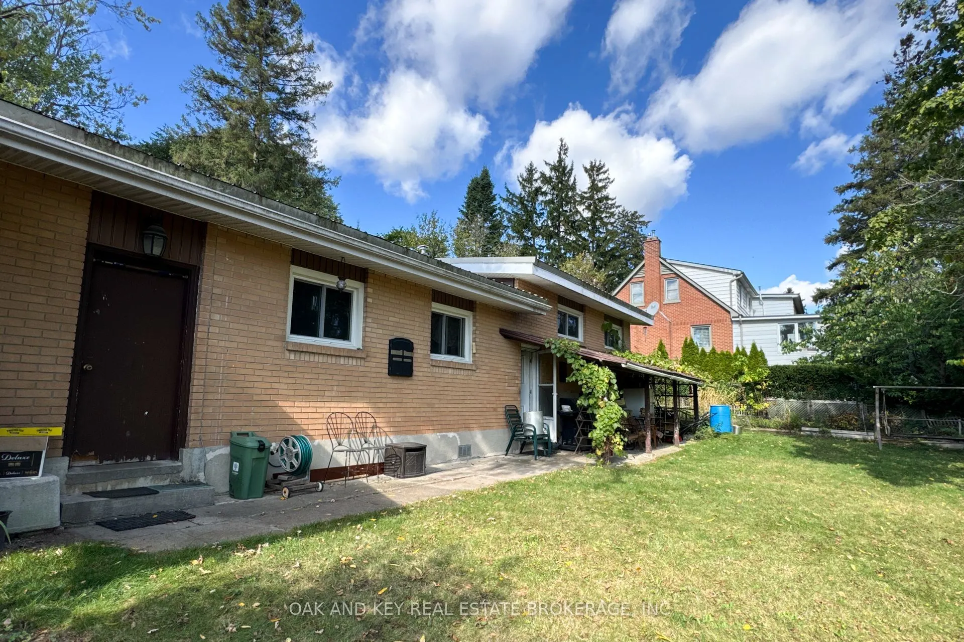 776 Sunninghill Avenue