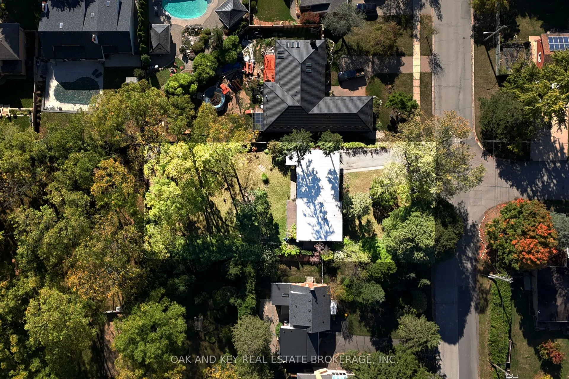 776 Sunninghill Avenue