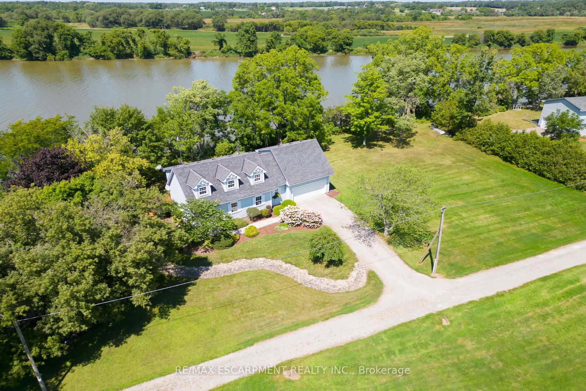 1042 River Road