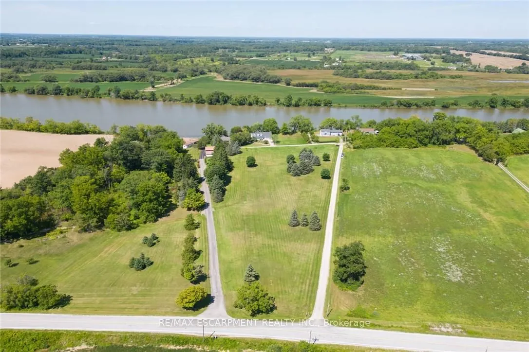 1042 River Road