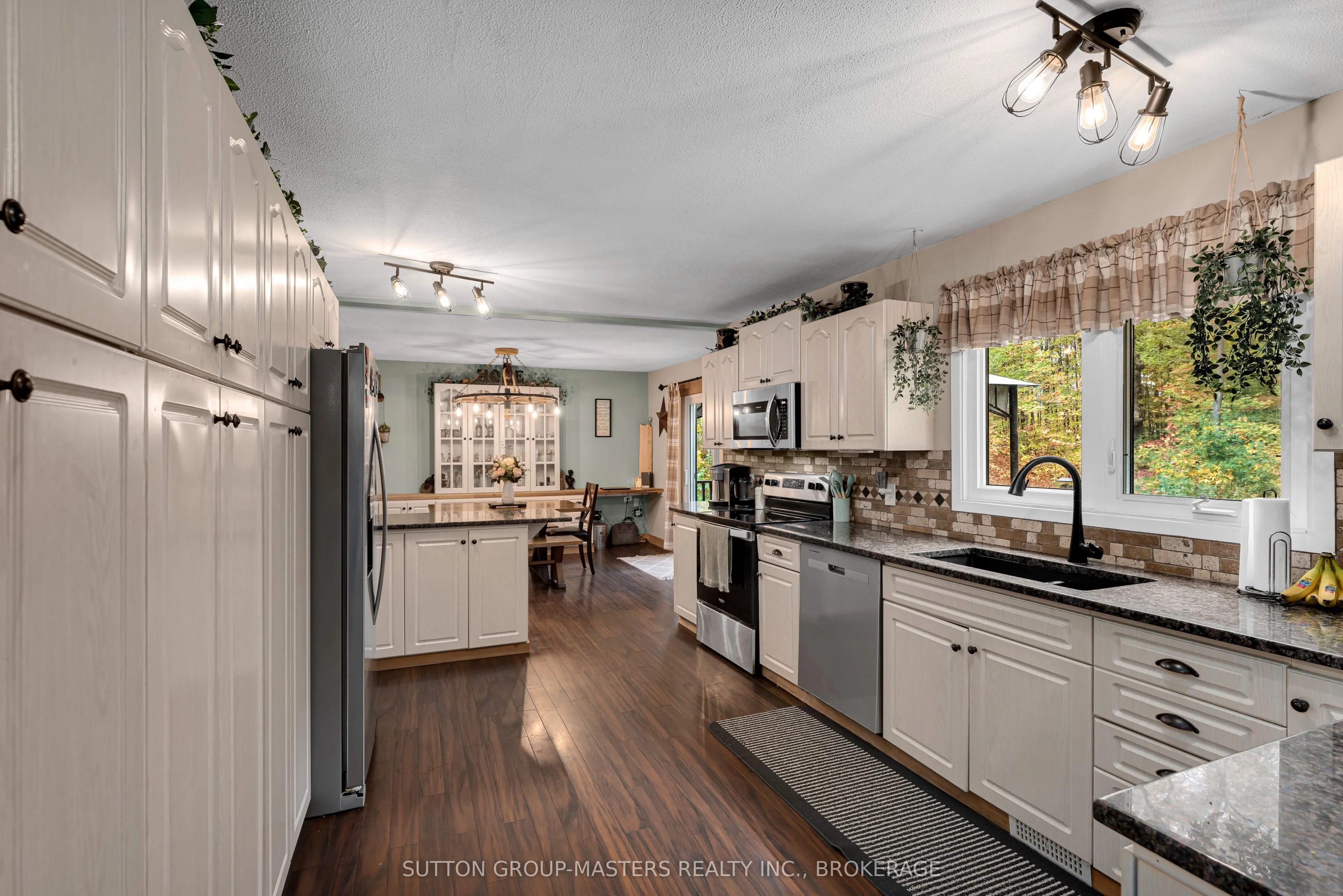 2382 SANDS Road