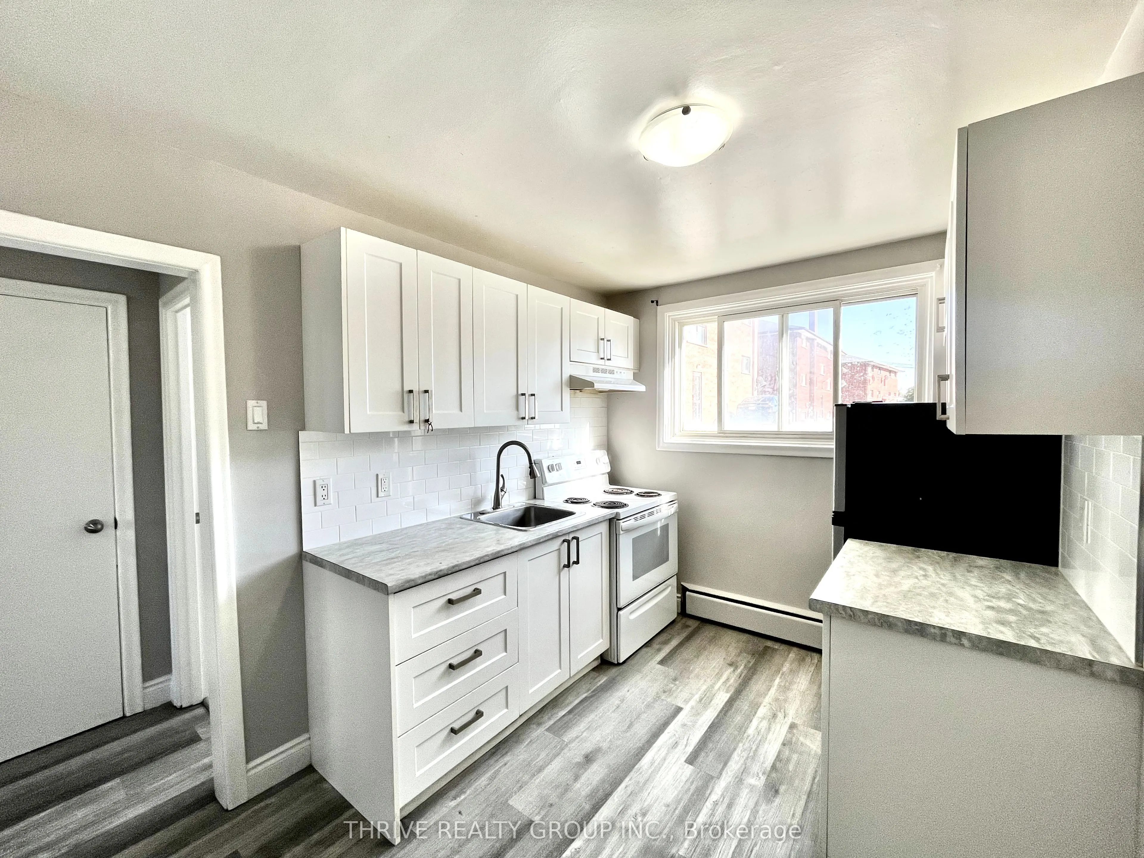 1 Balfour Place, #1