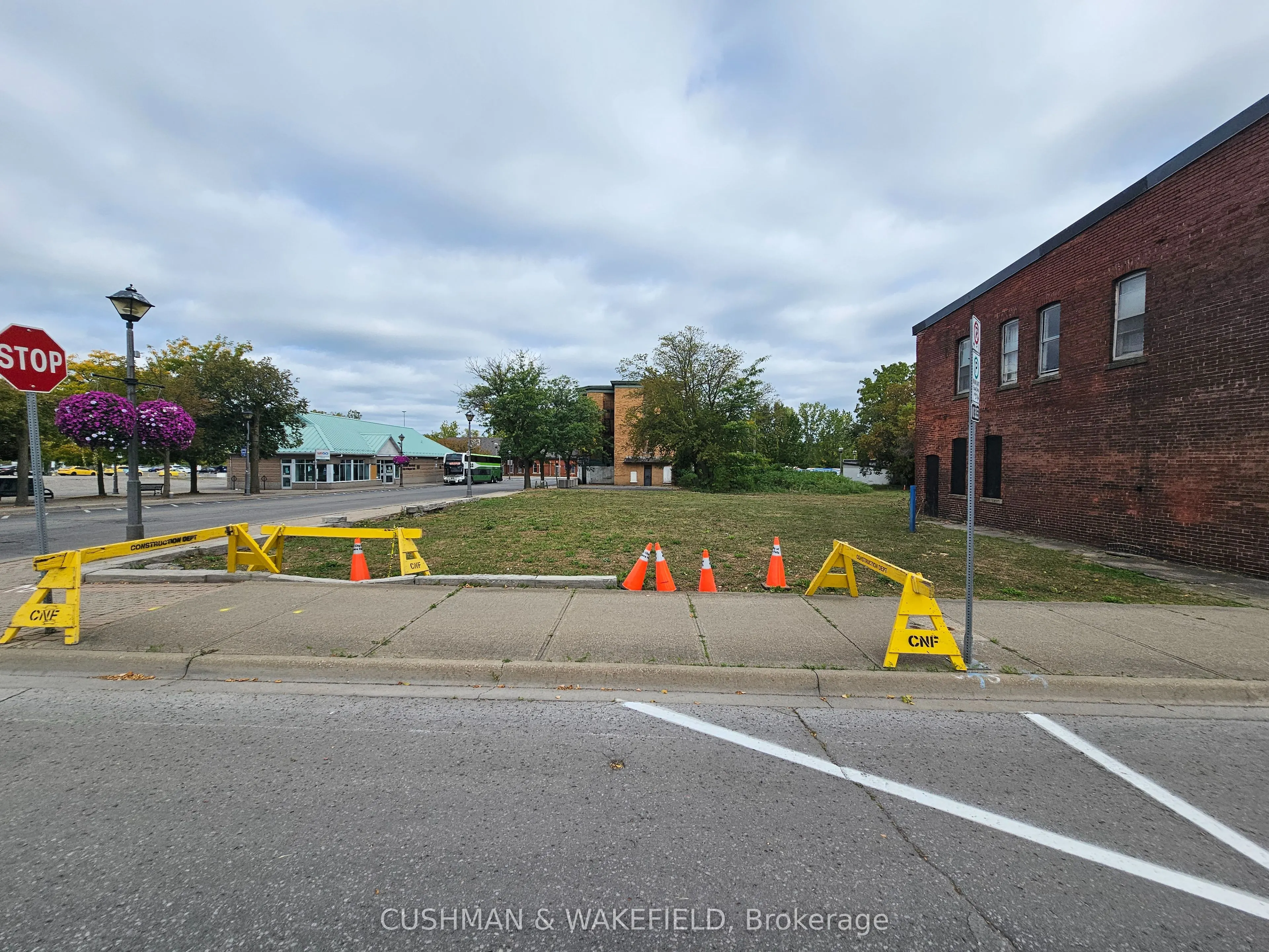 4578 & 4584 Erie Avenue