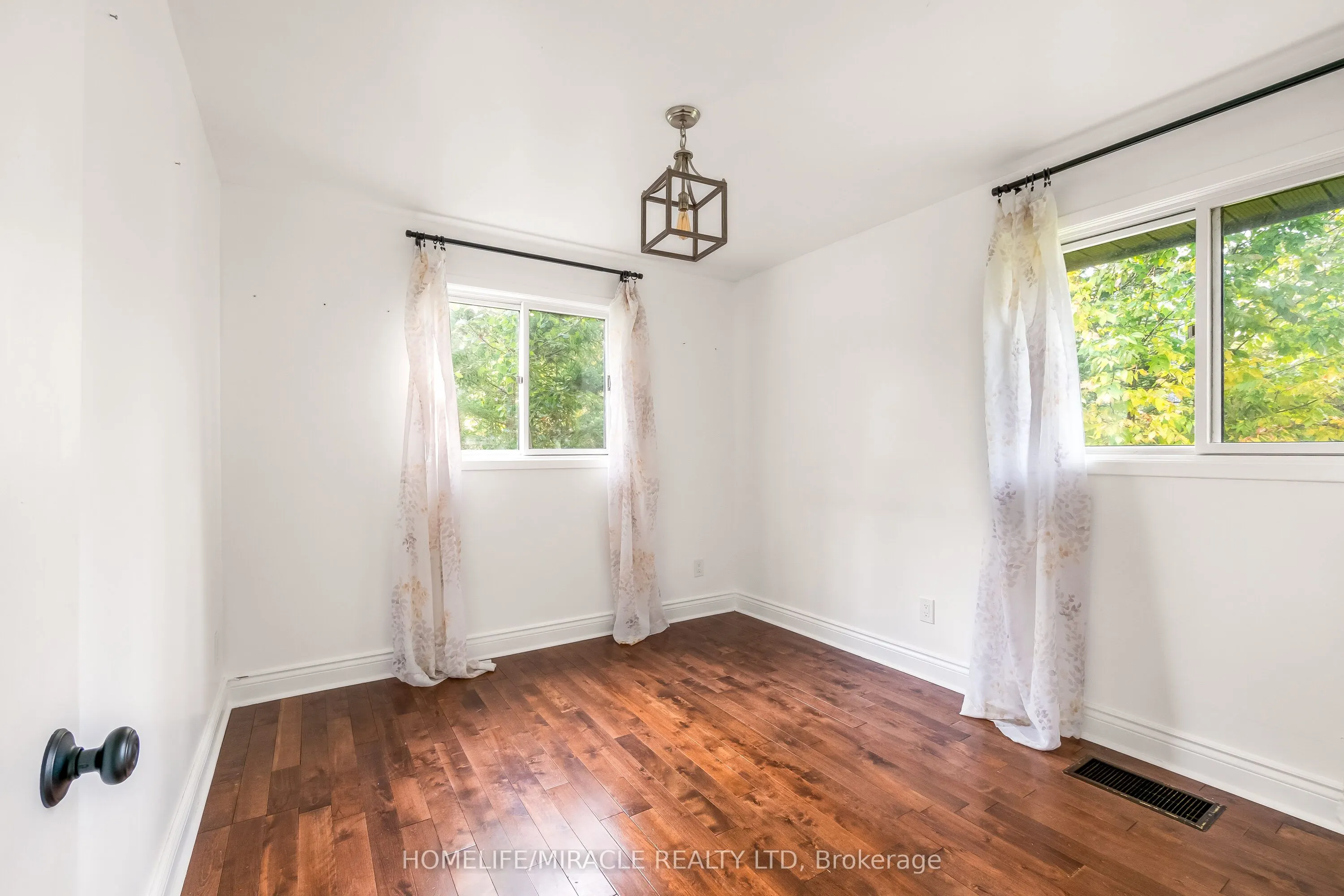 68 Miller Lake Shore Road