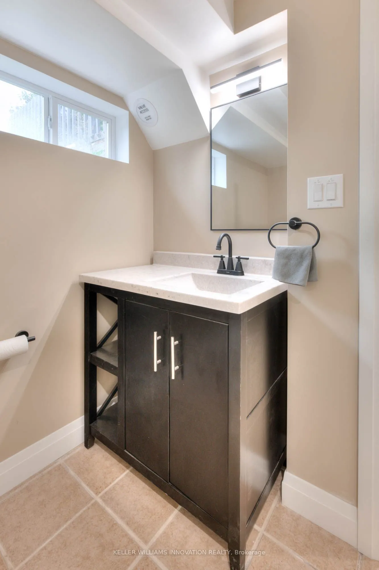 170 Wheatfield Crescent, #LOWER