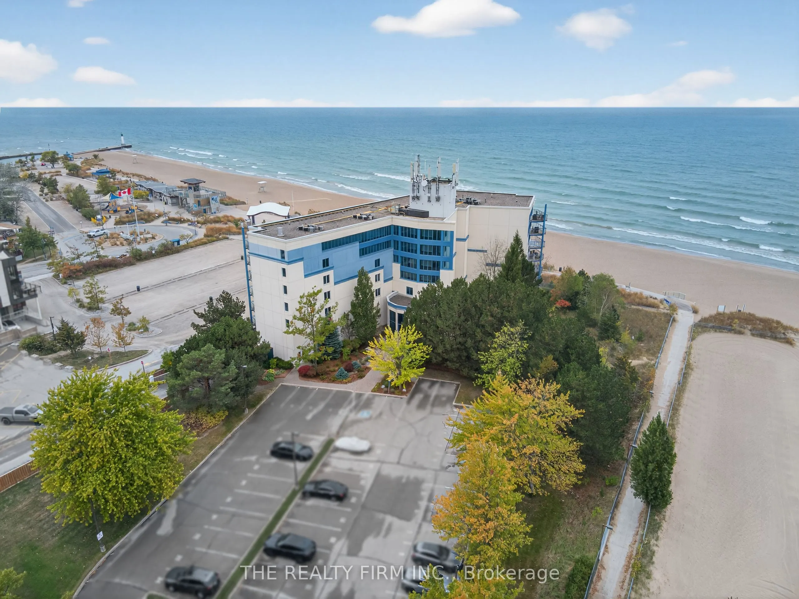 9 Pine Street, #604