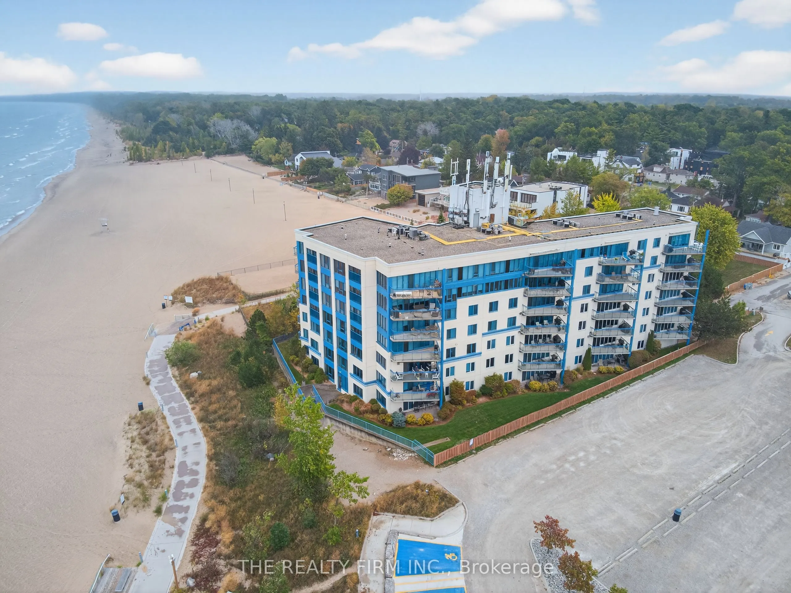 9 Pine Street, #604