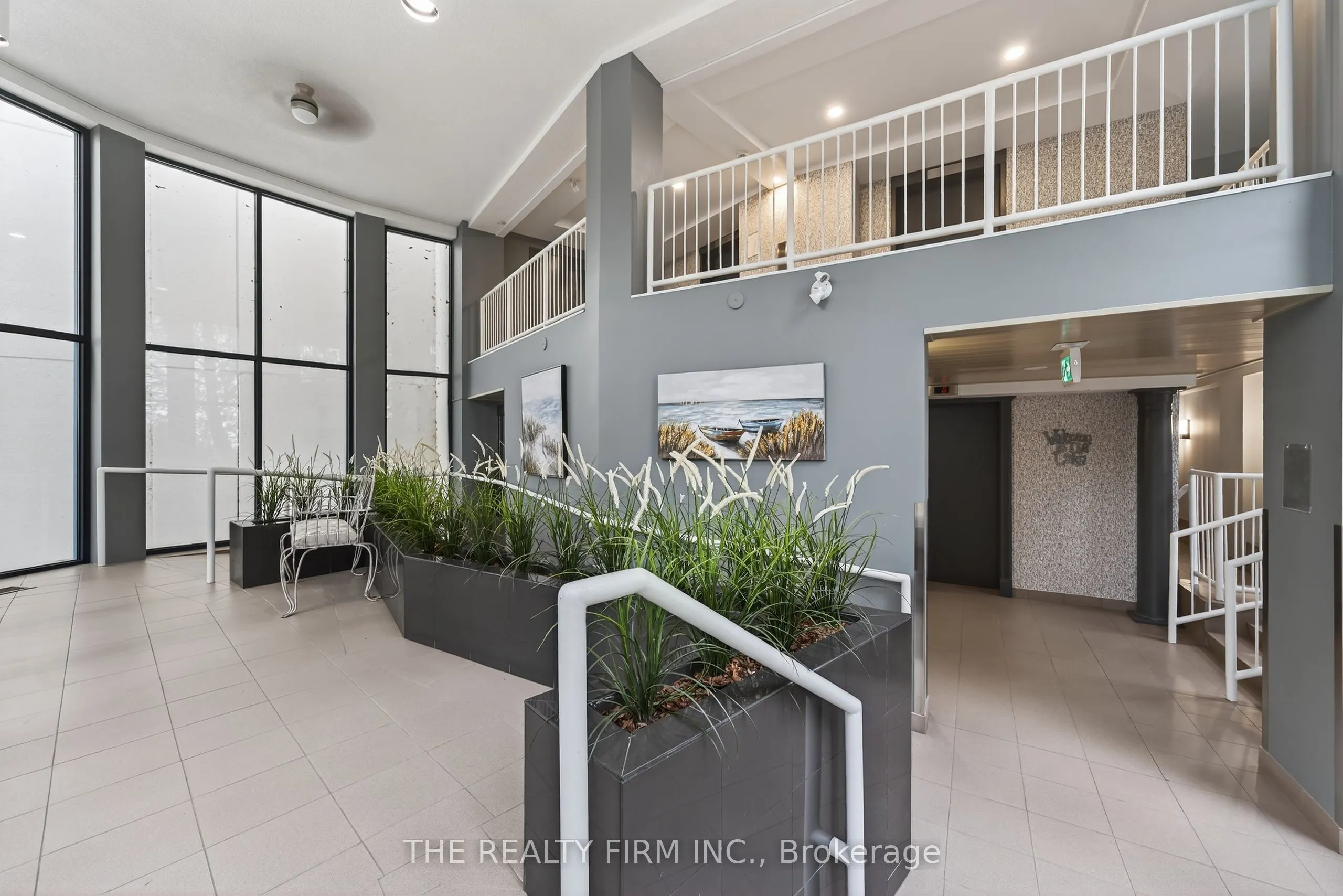9 Pine Street, #604