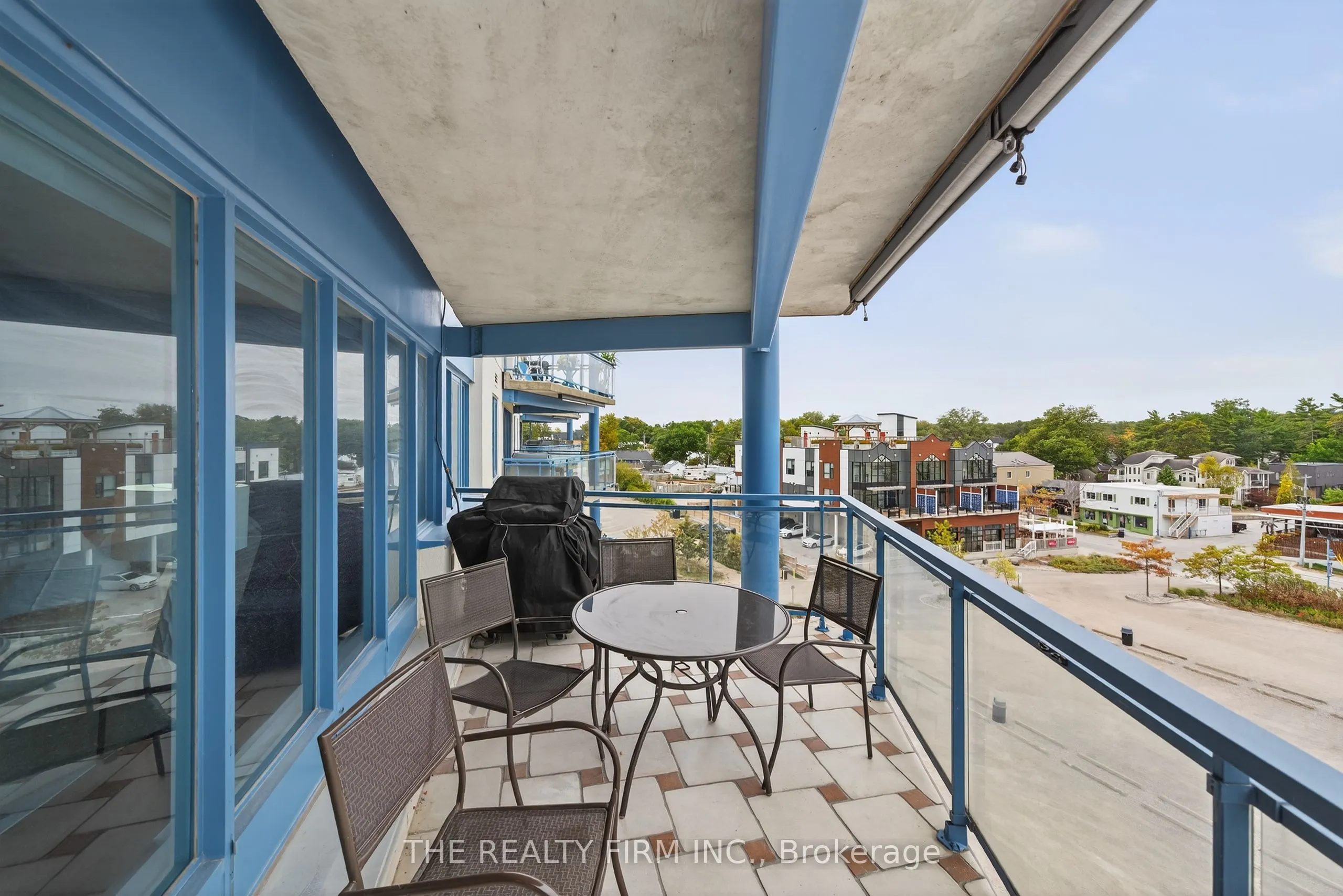 9 Pine Street, #604