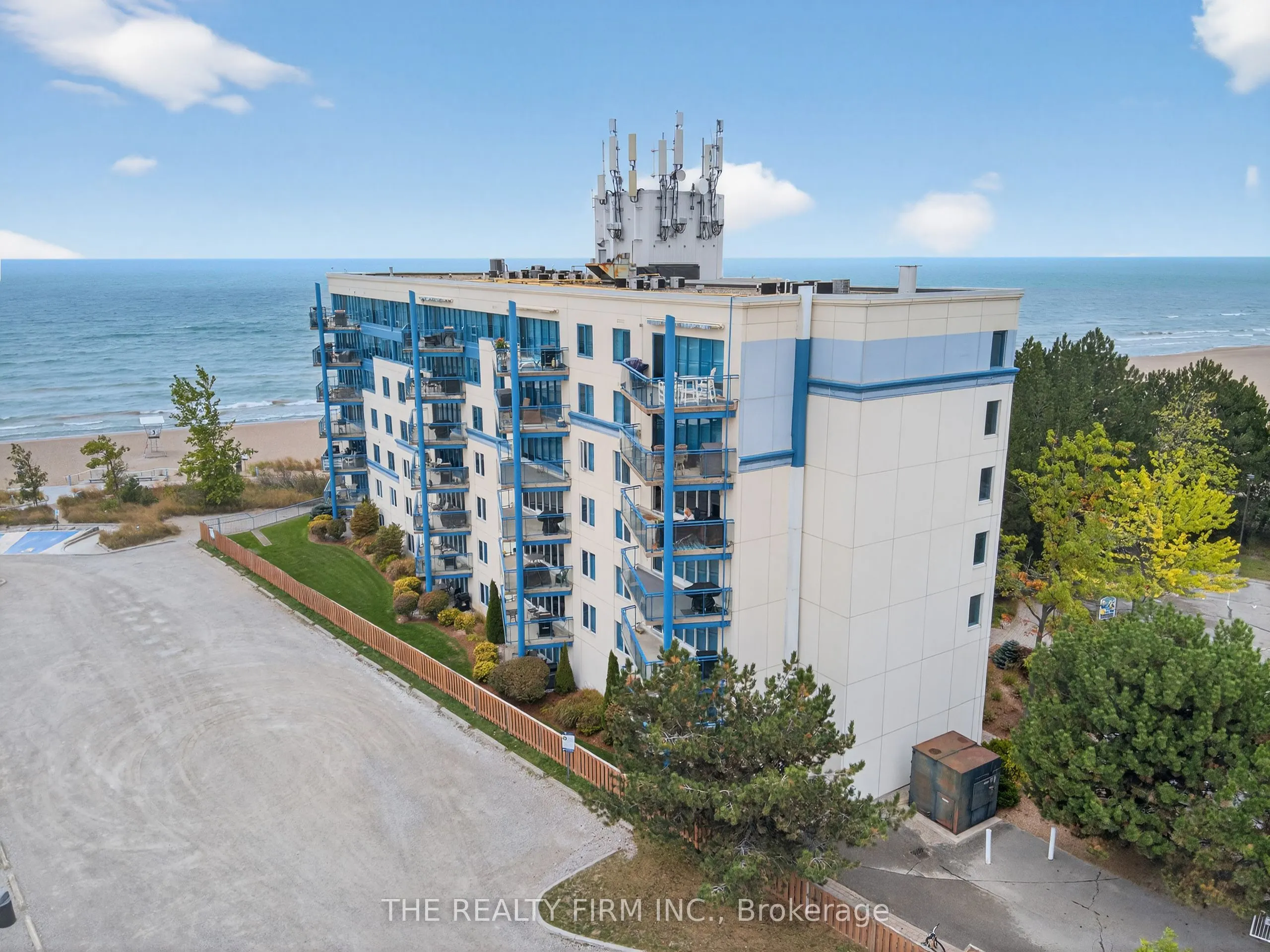 9 Pine Street, #604