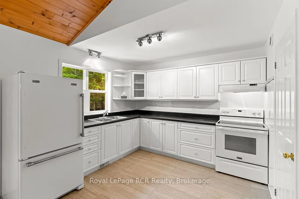 83 Lakewood Country Lane