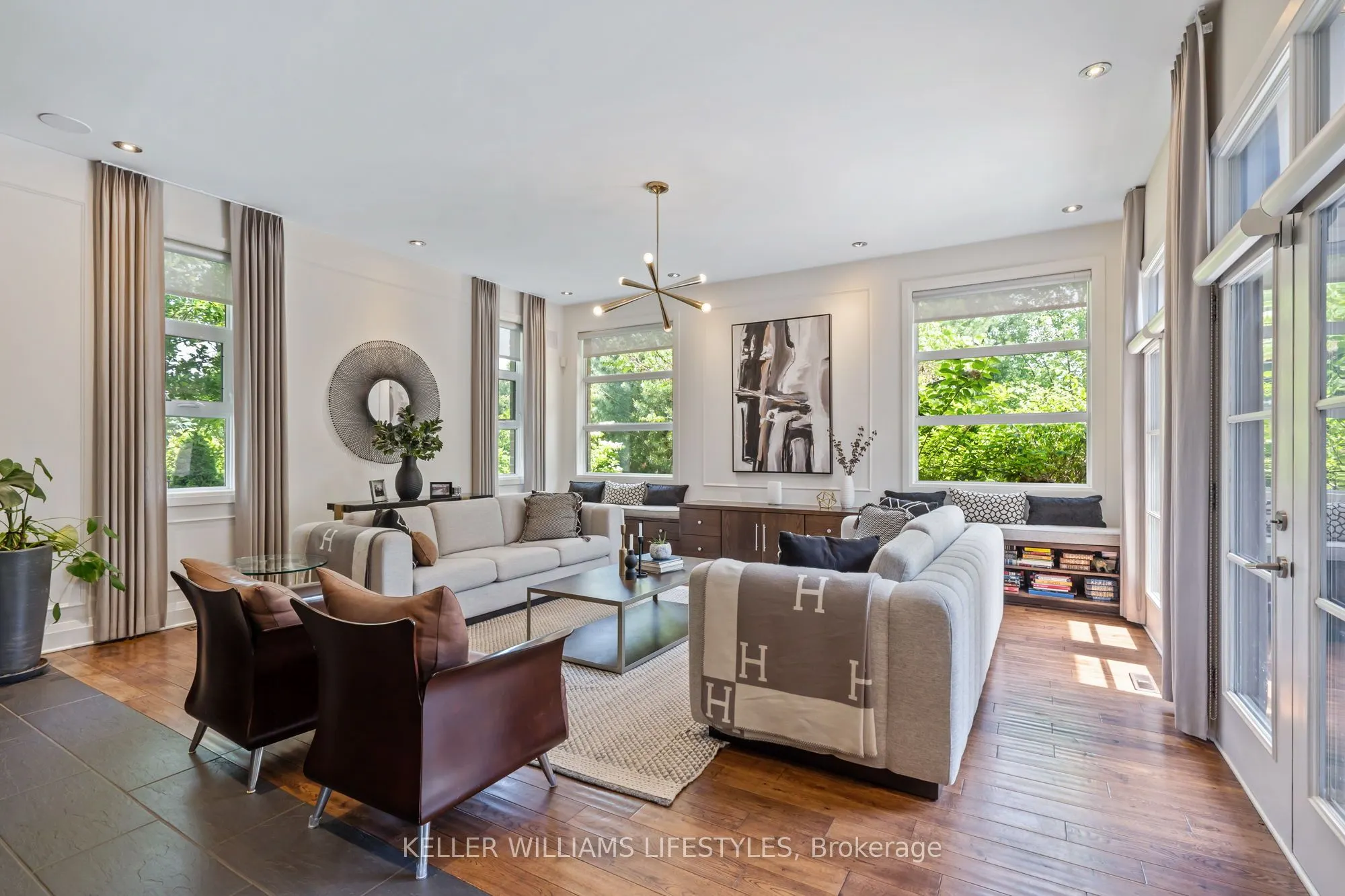 649 Valleystream Walk