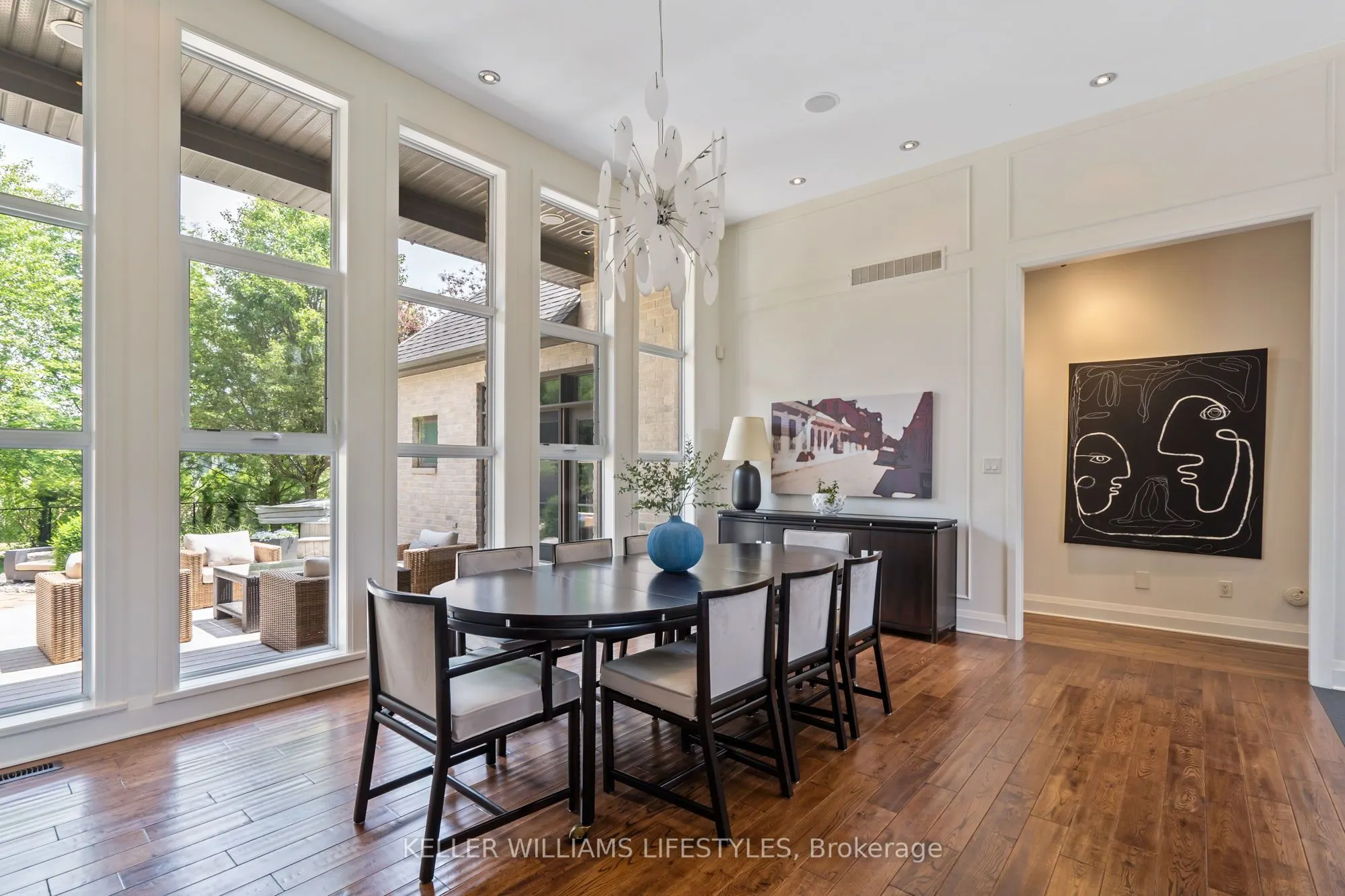 649 Valleystream Walk