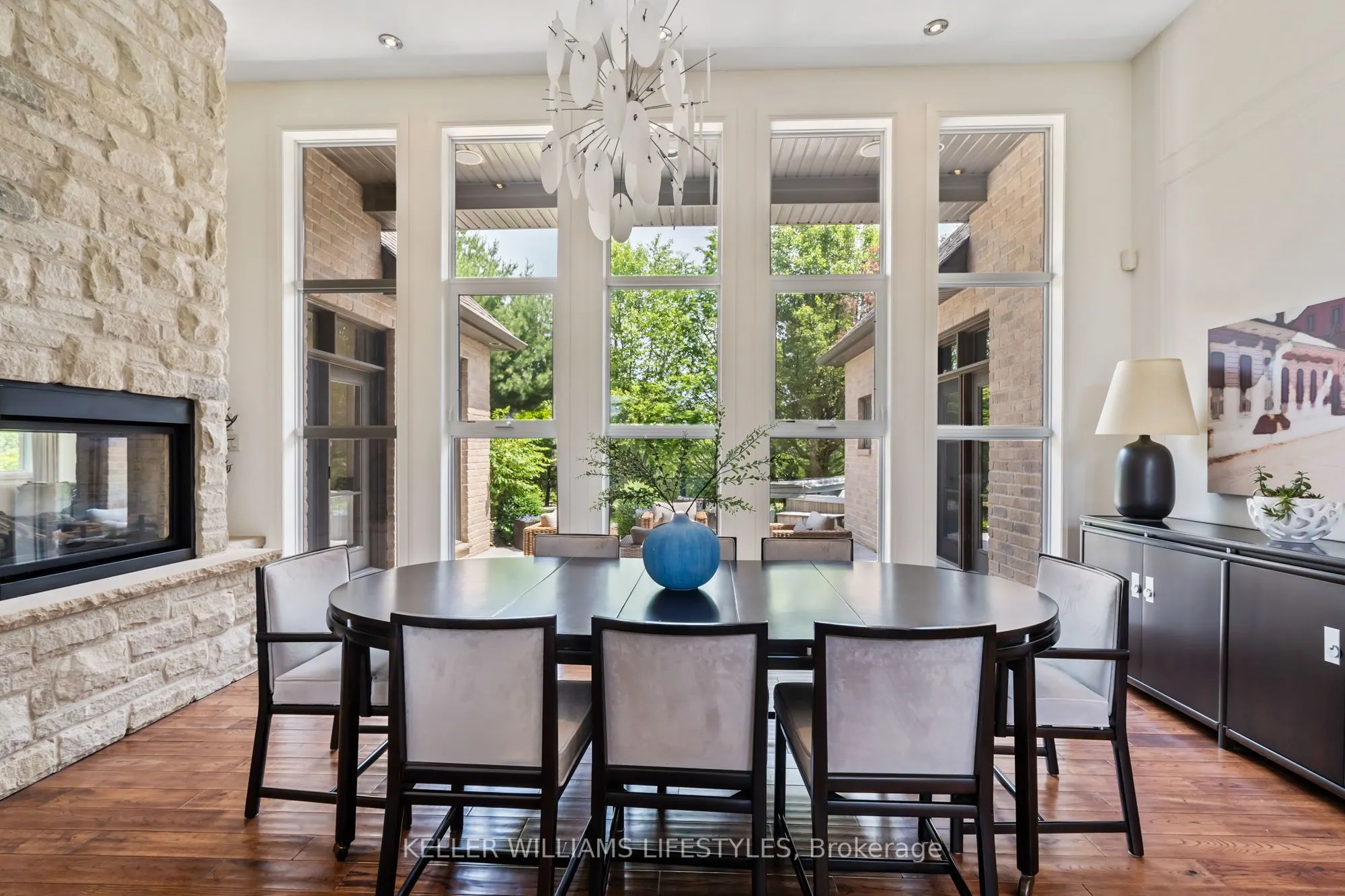 649 Valleystream Walk