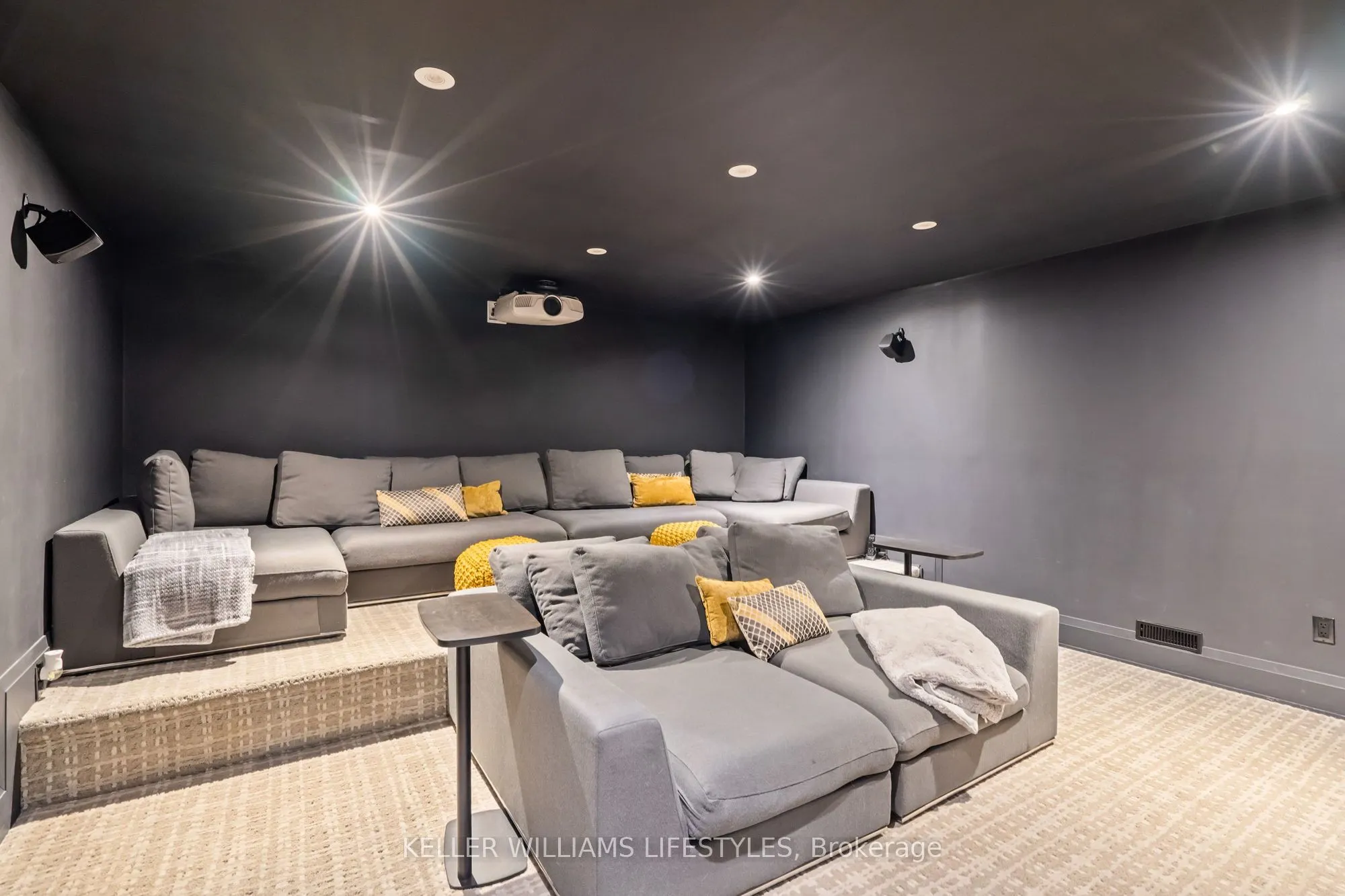 649 Valleystream Walk