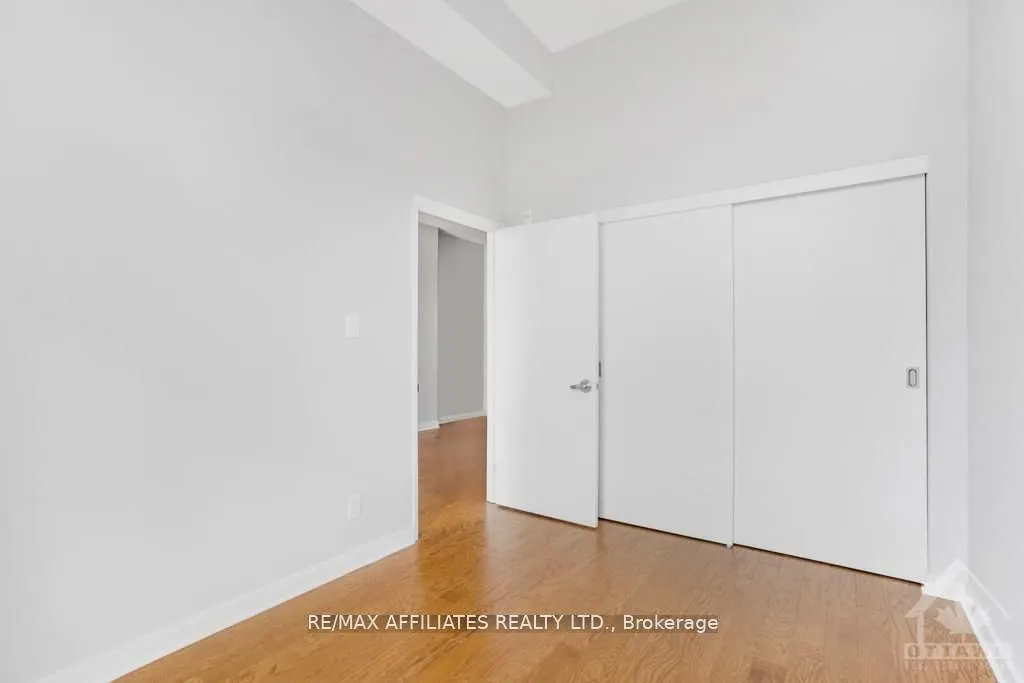 310 Centrum Boulevard, #109