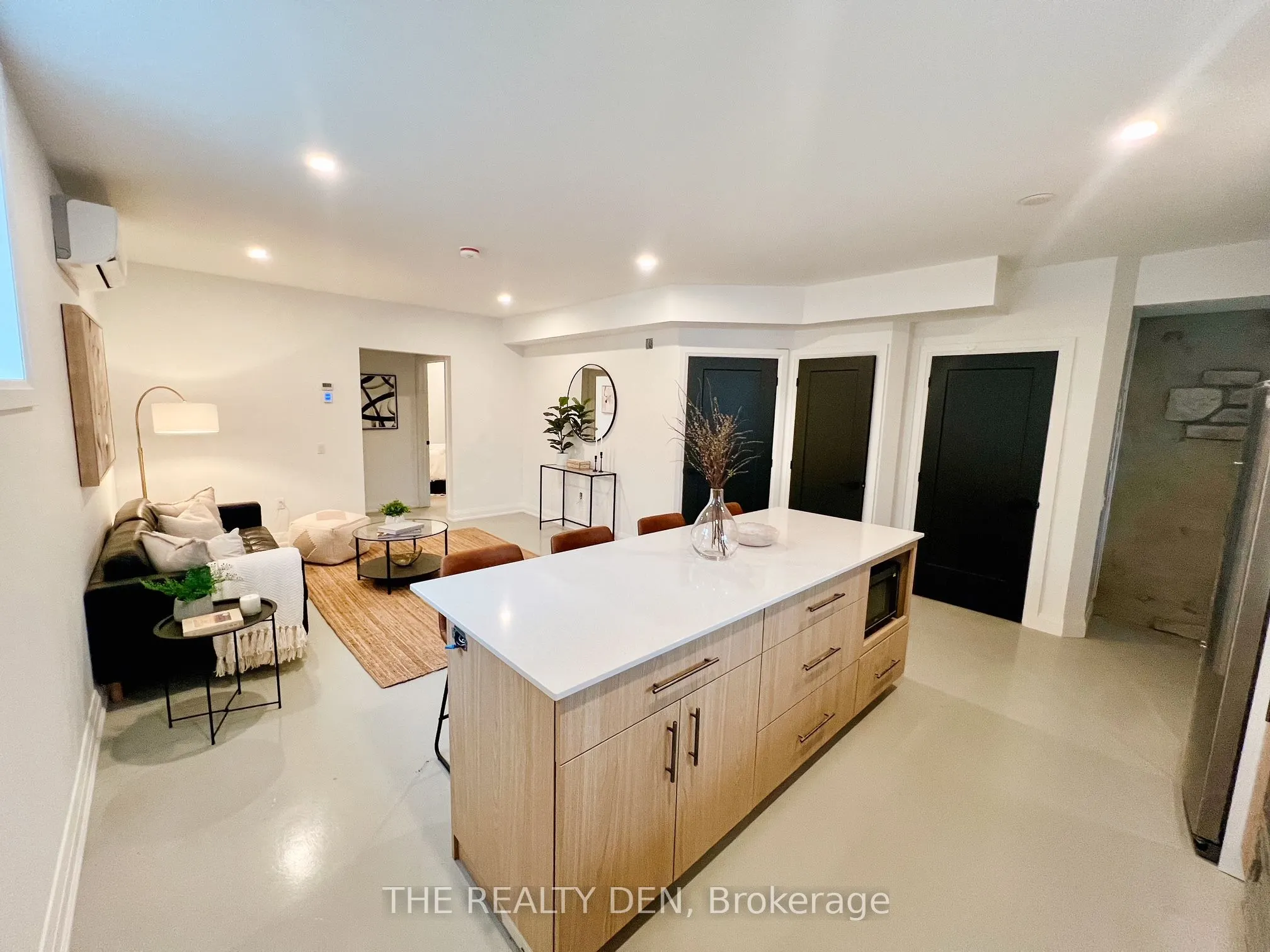 150 Alma Street, #102