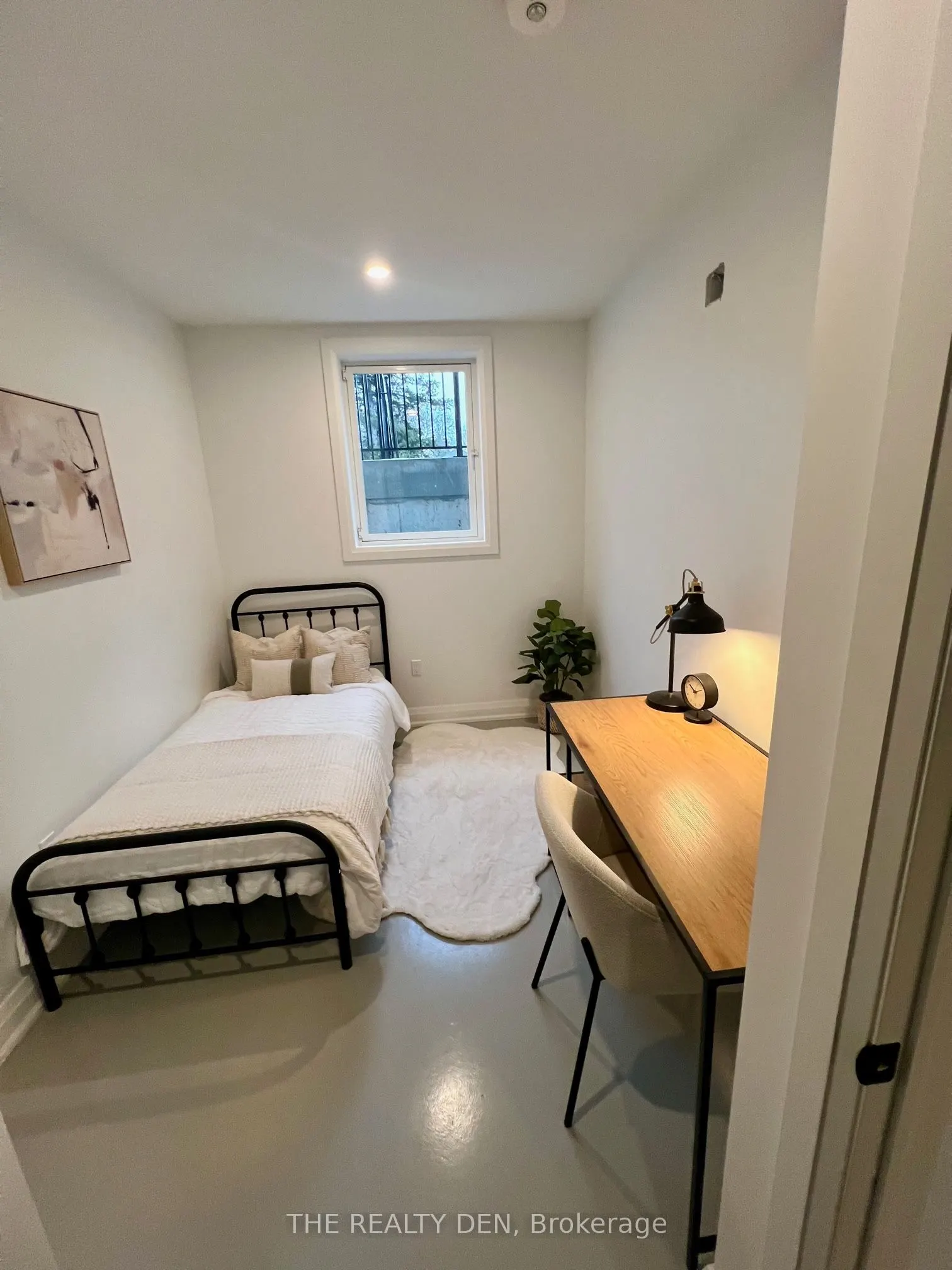 150 Alma Street, #102
