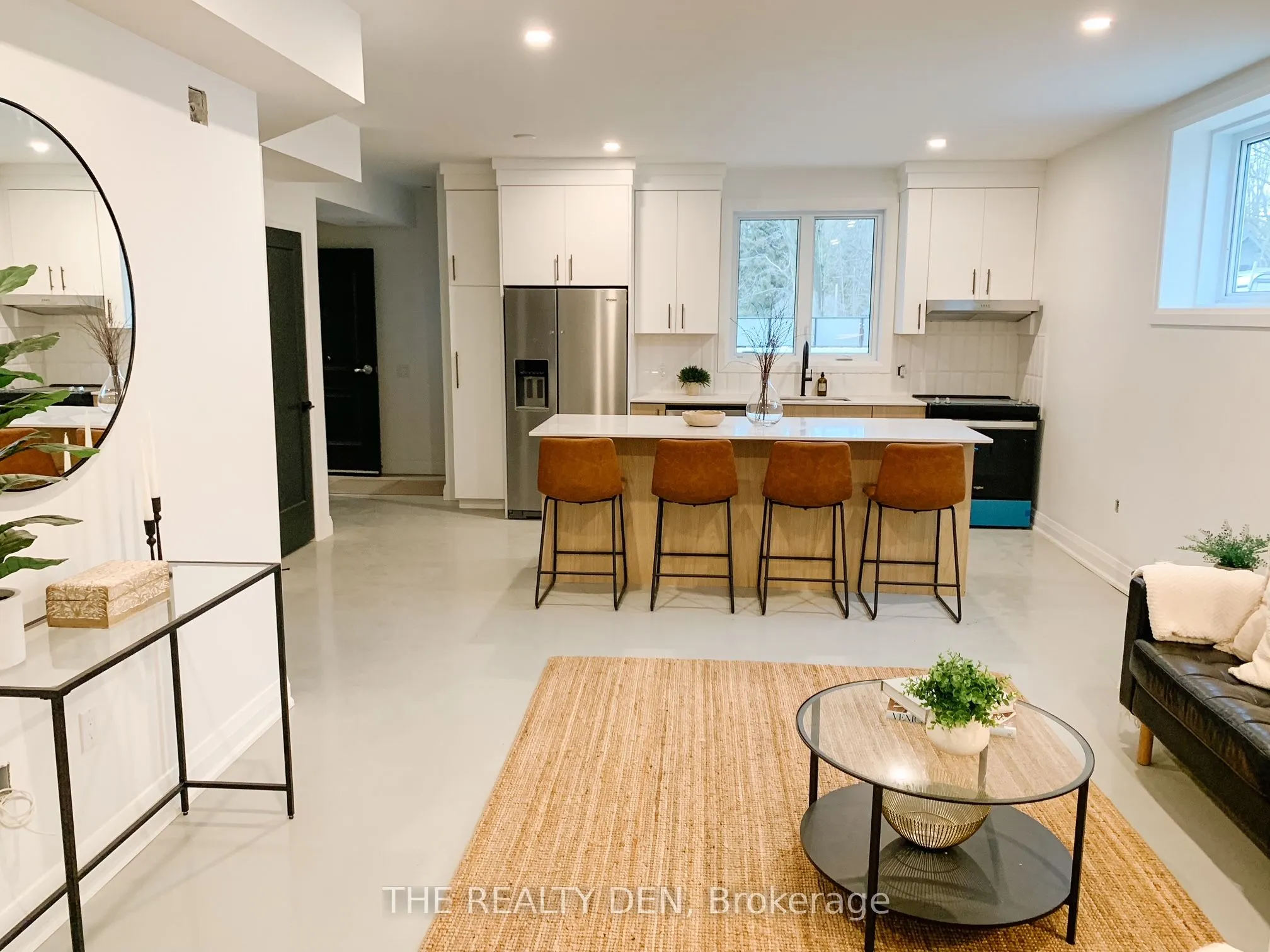 150 Alma Street, #102