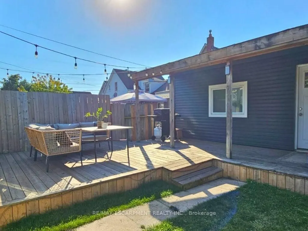 48 Frederick Avenue