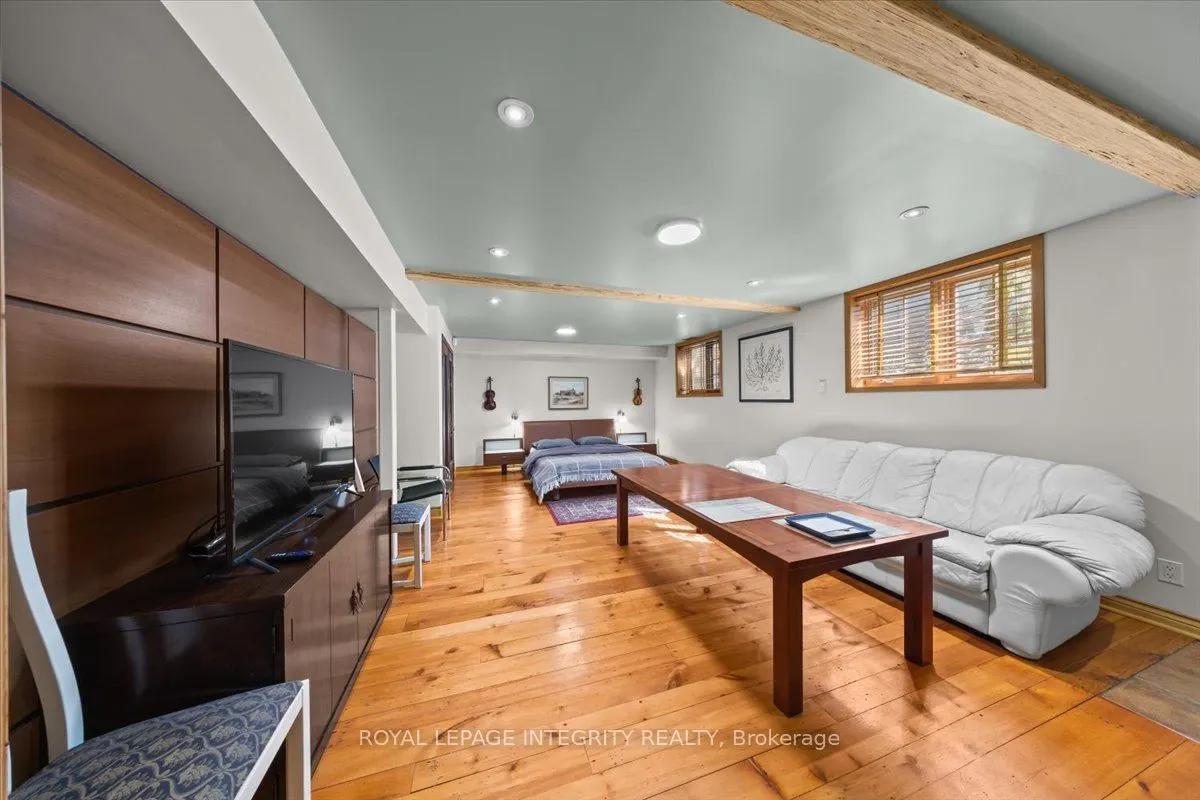 3565 Albion Road