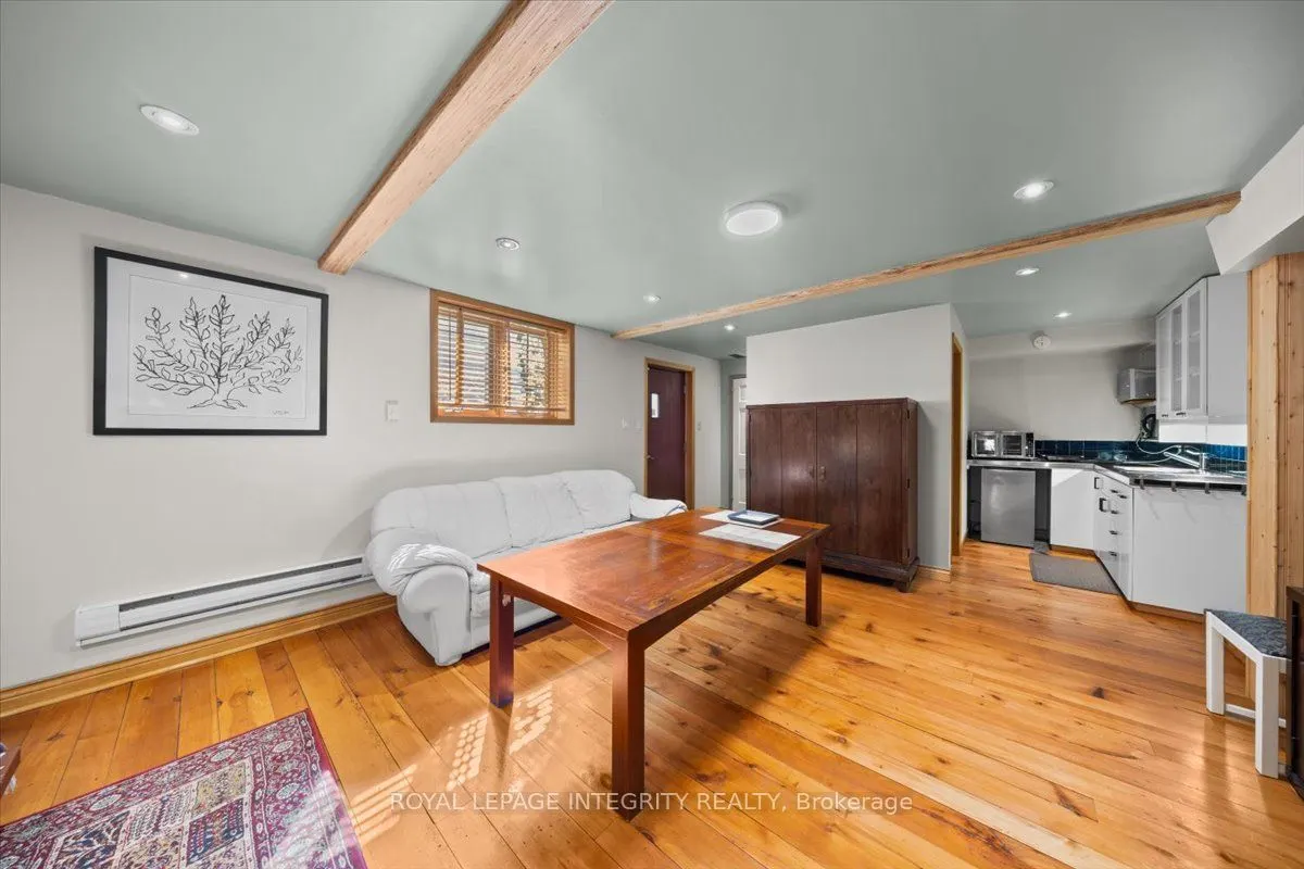 3565 Albion Road