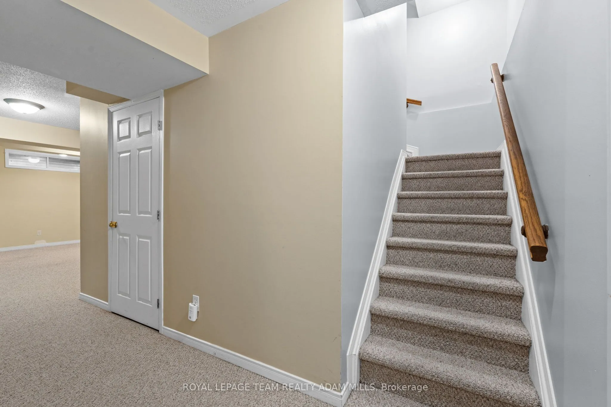 194 Blackdome Crescent