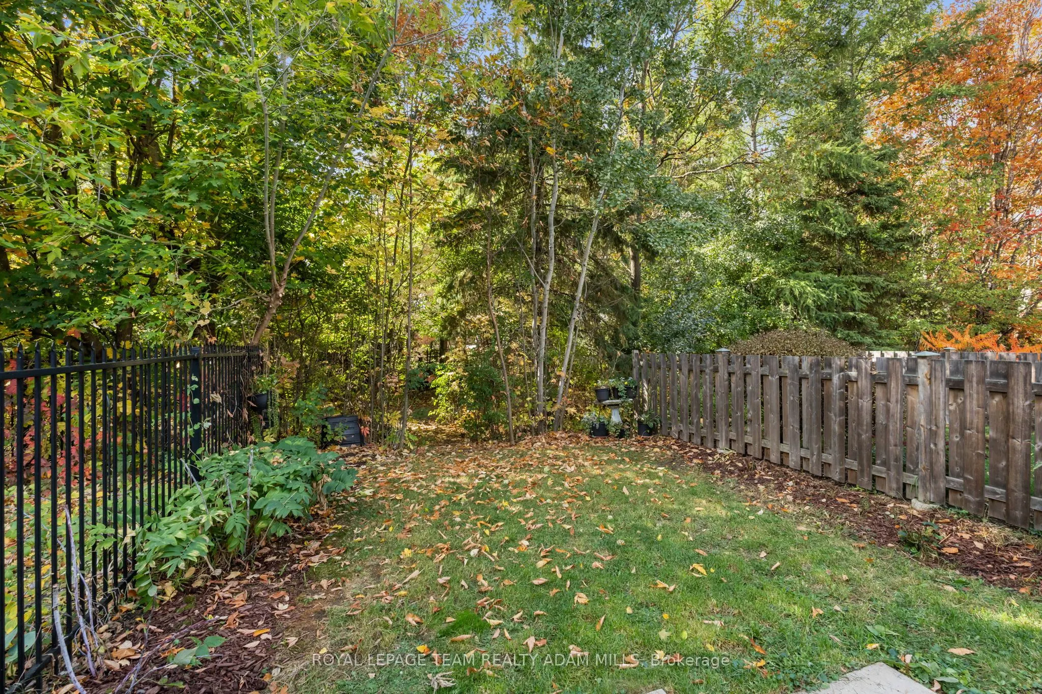 194 Blackdome Crescent