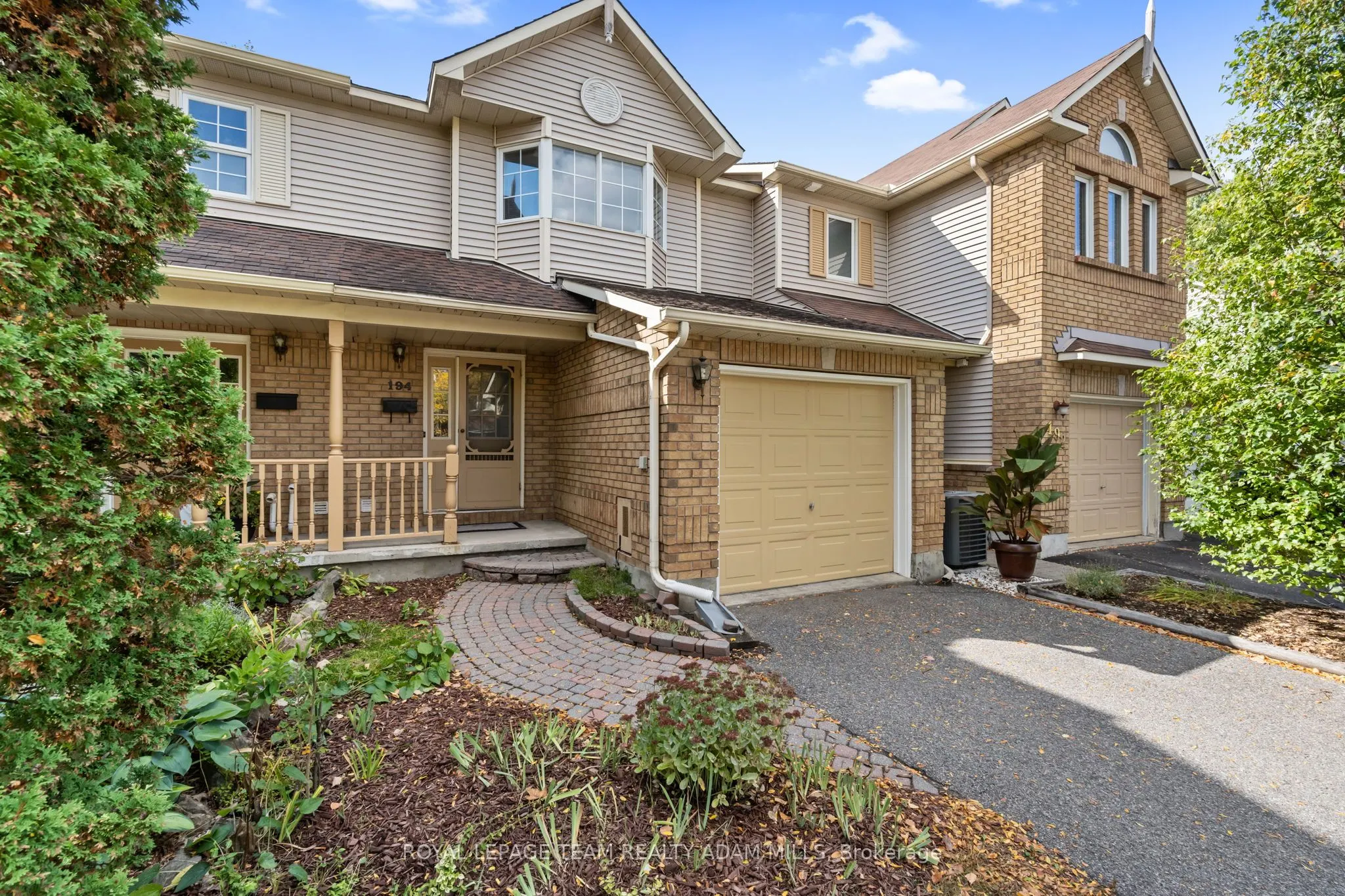 194 Blackdome Crescent