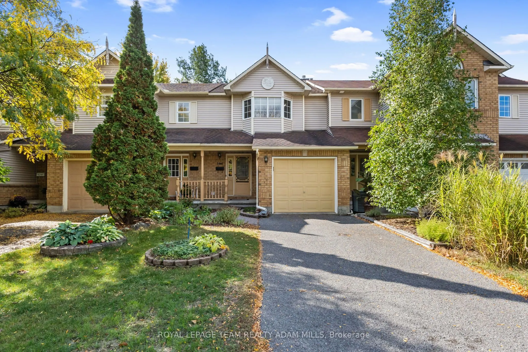 194 Blackdome Crescent